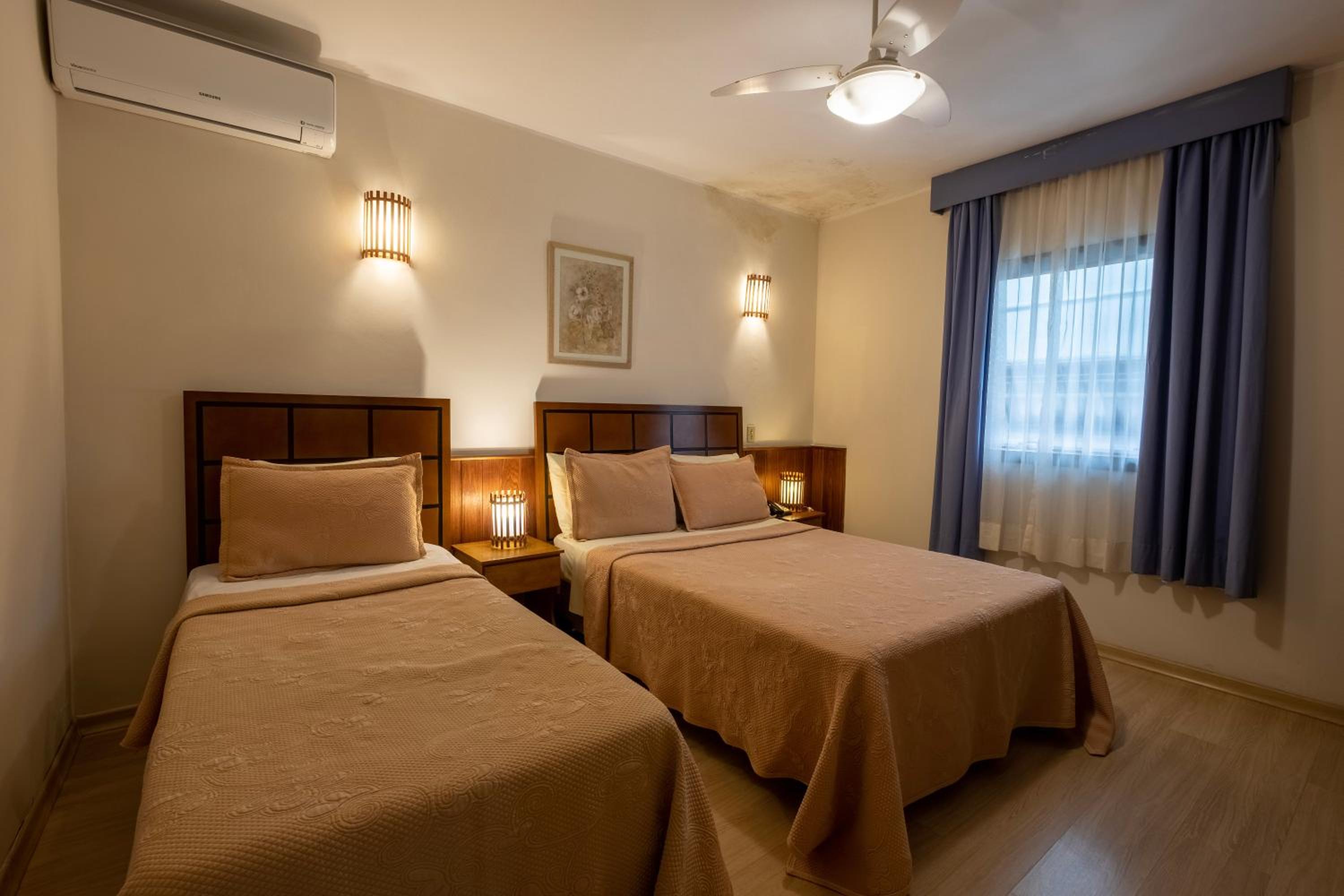 Executive Suite - Photo 1