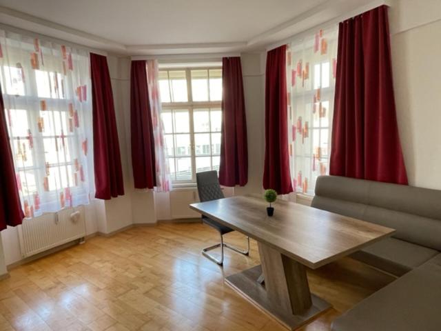 Three-Bedroom Apartment photo 3