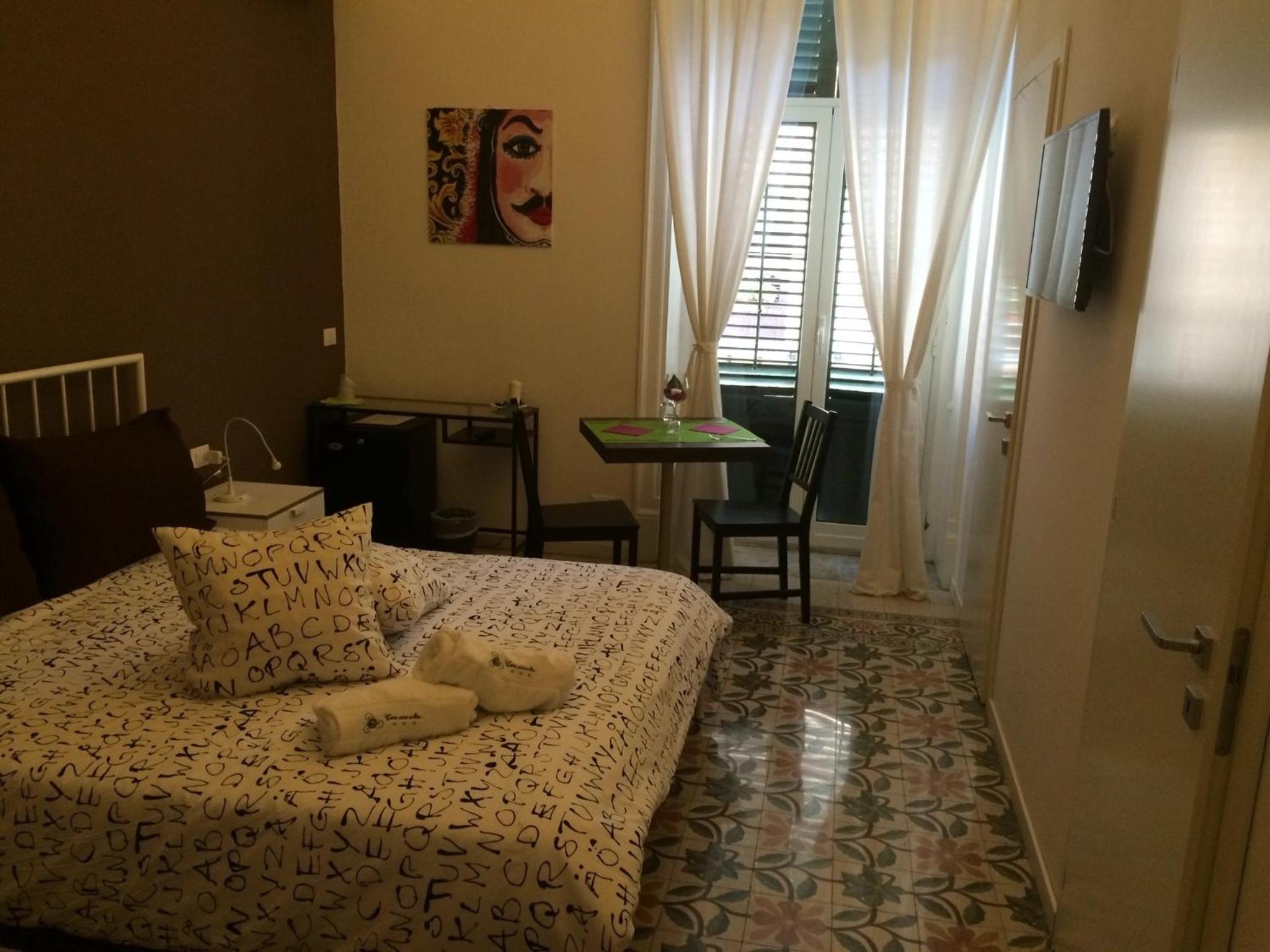 Deluxe Triple Room - Photo 12