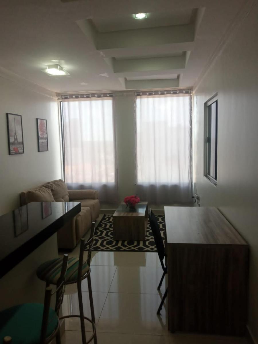 Apartment photo 2