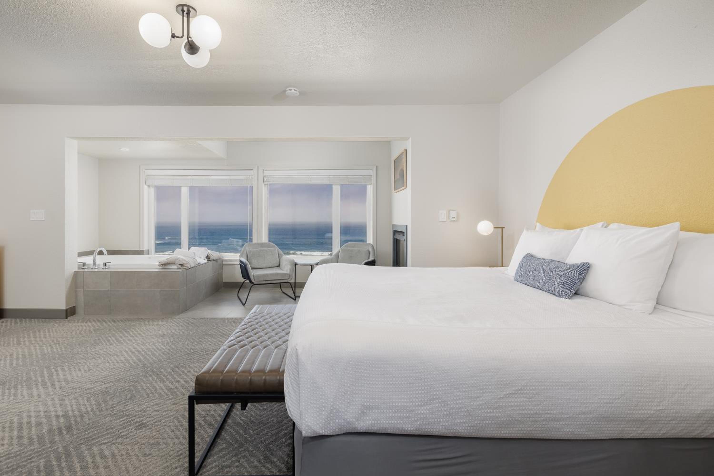 King Suite with Spa Bath