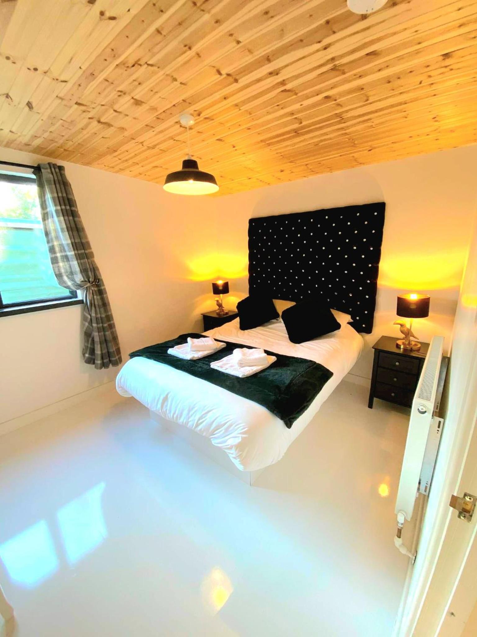 Two-Bedroom Chalet photo 1