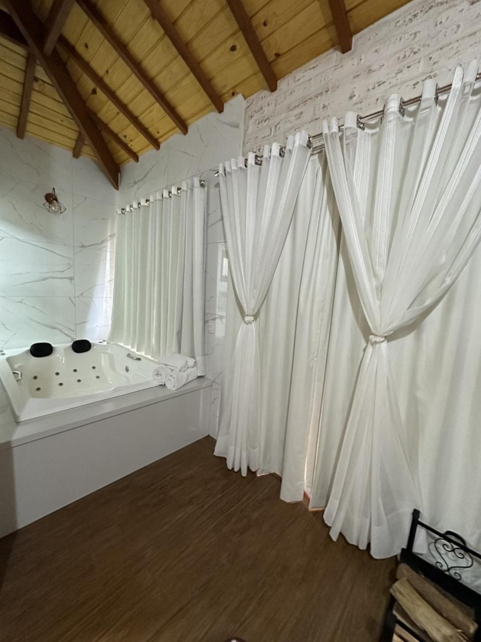 Superior Chalet - Photo 4