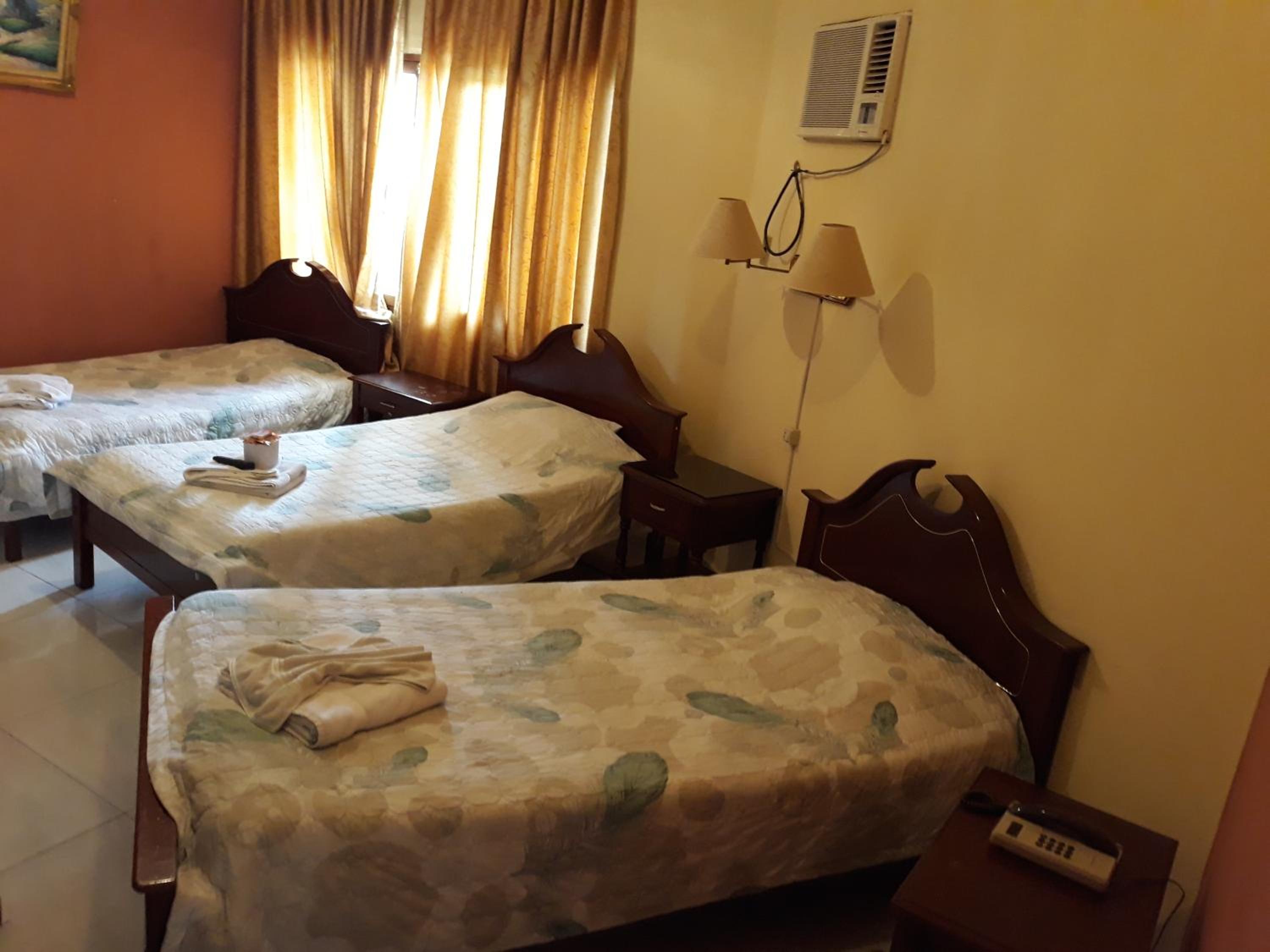 Triple Room photo 2