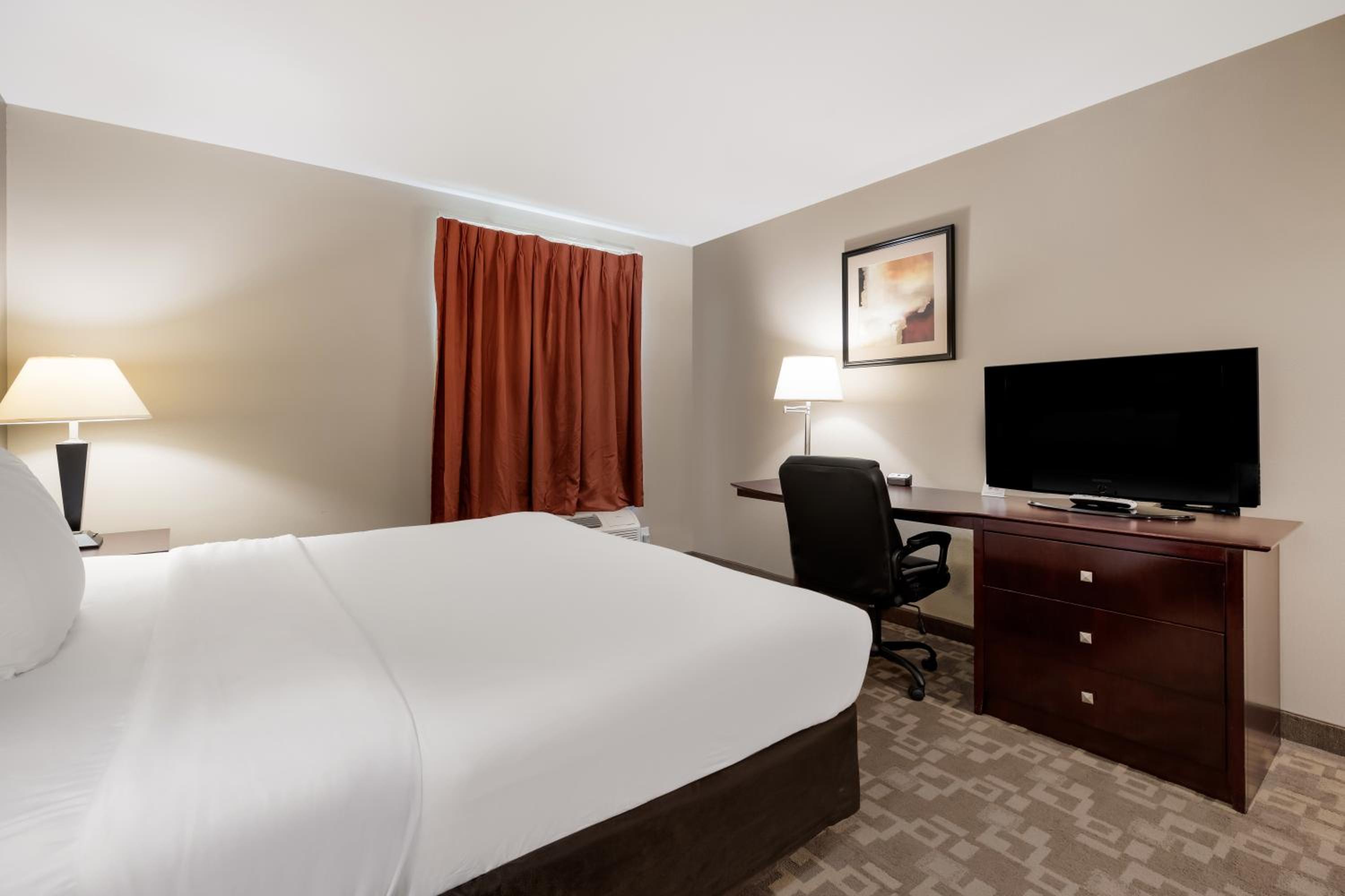 Standard King Room - Non Smoking - Photo 4