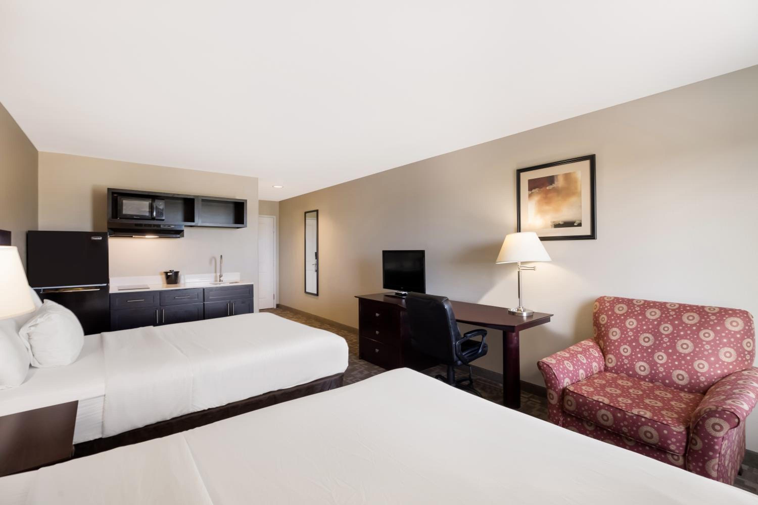 Standard Queen Room with Two Queen Beds - Non Smoking  - Photo 1