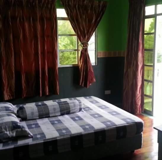 Three-Bedroom Villa photo 3
