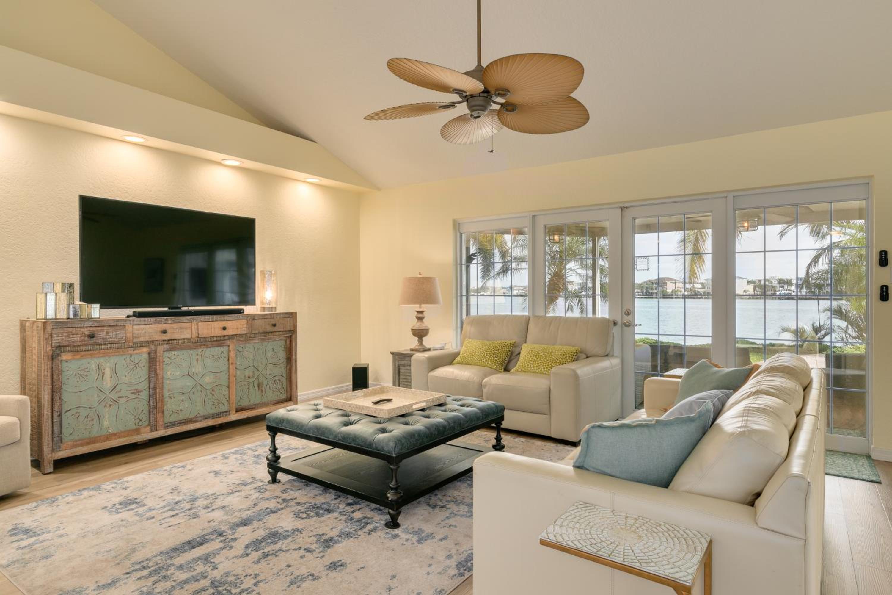 Four-Bedroom House photo 1