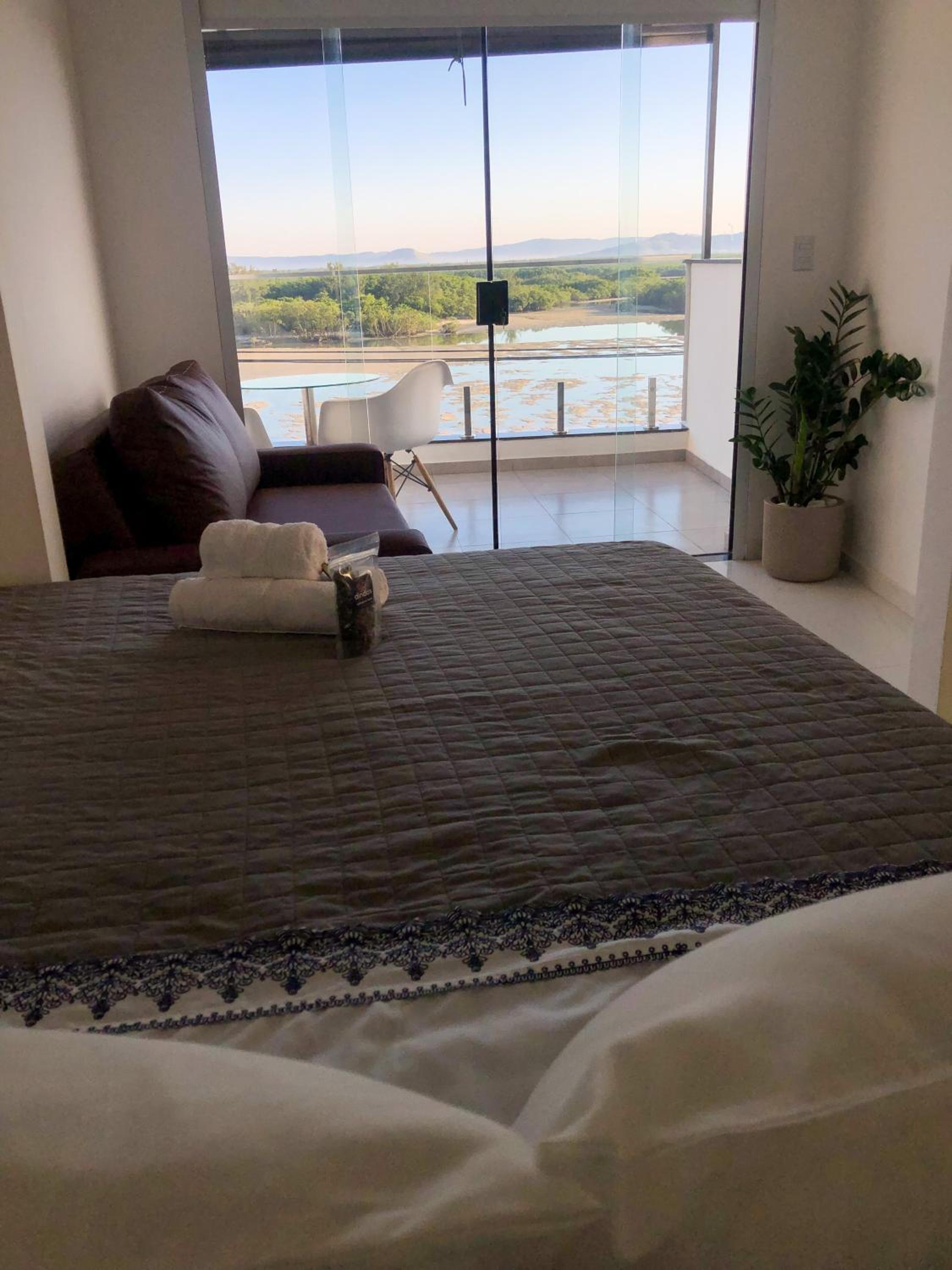 Deluxe Suite with Sea View