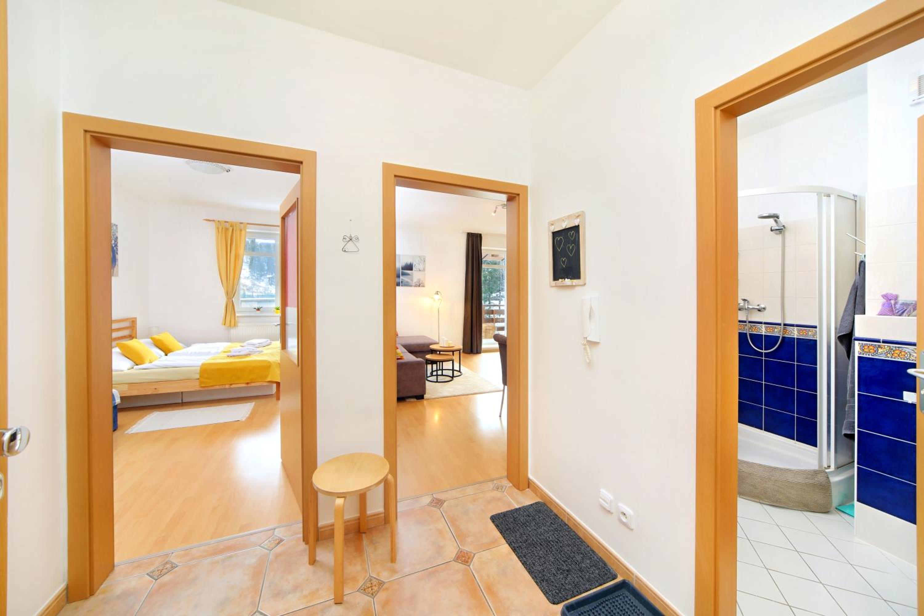 Apartment with Balcony photo 2
