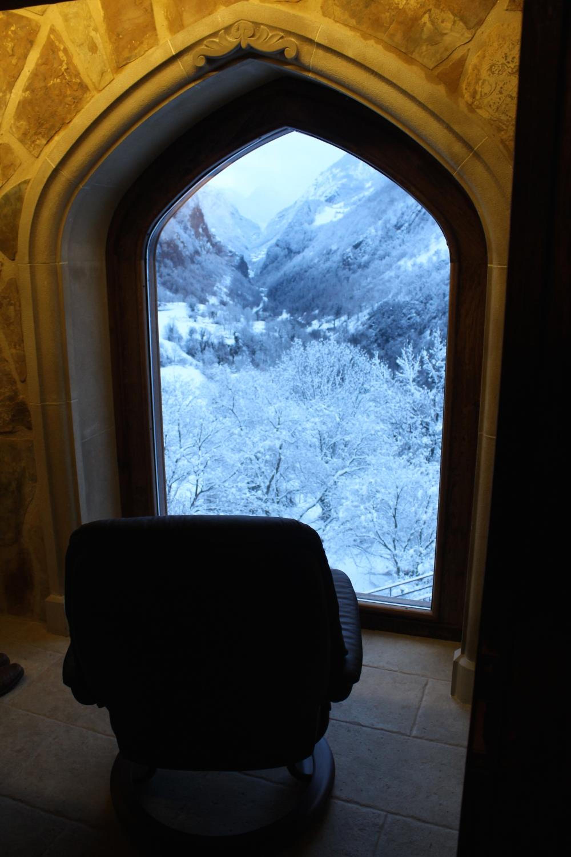 Deluxe King Room With Panoramic View - Photo 7