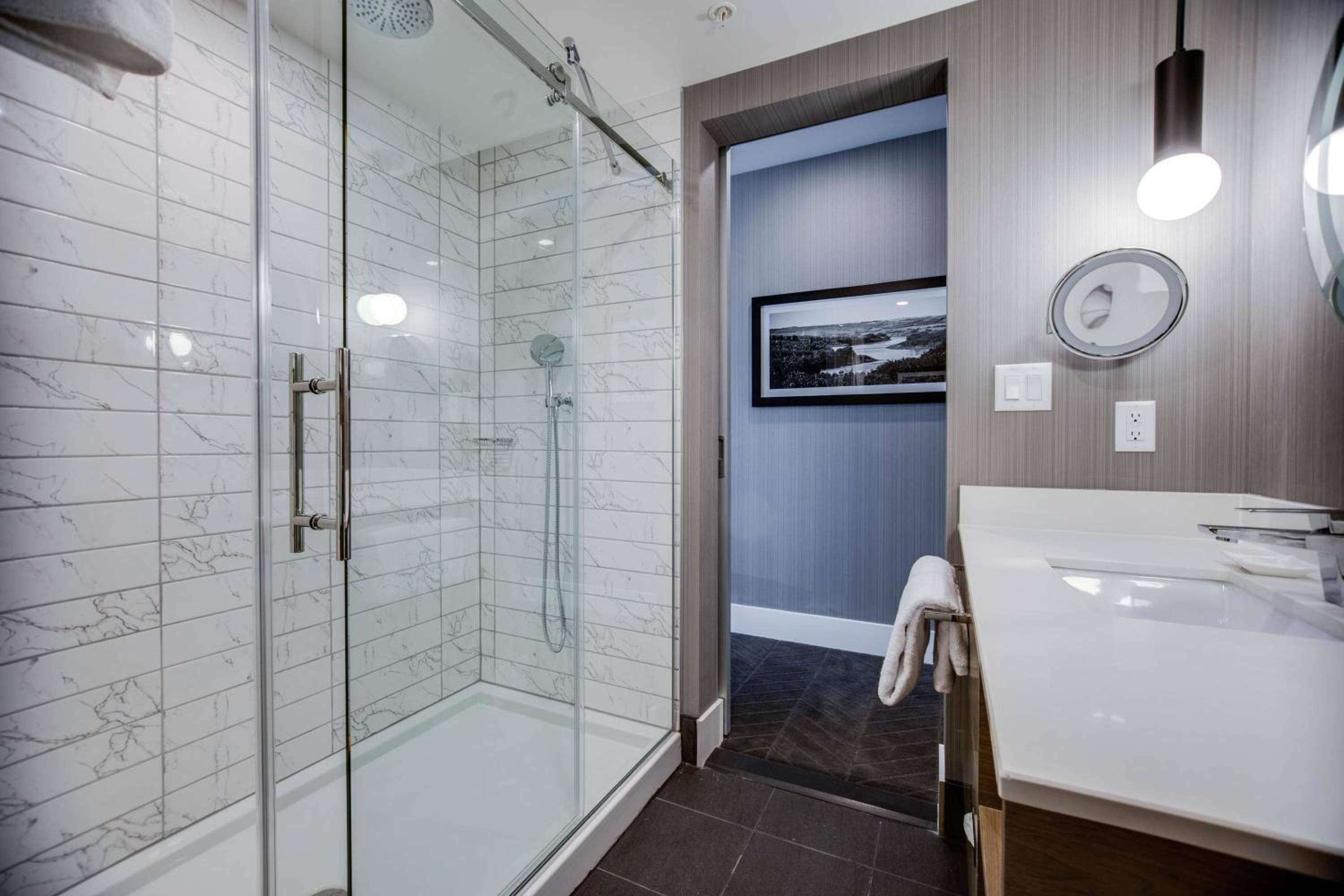 Studio Suite, 1 King Bed, Kitchenette - Photo 6