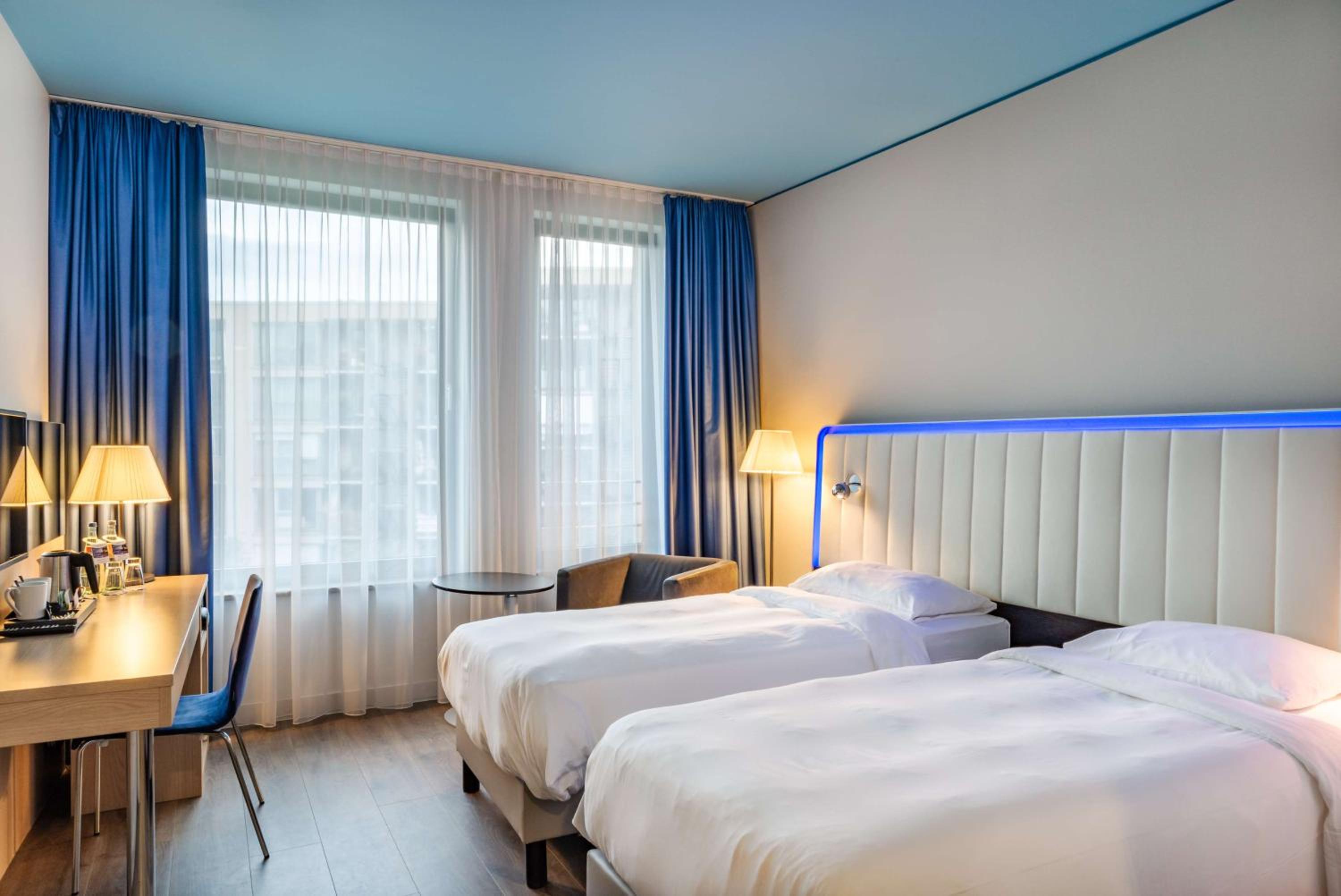 Standard Room - Photo 1