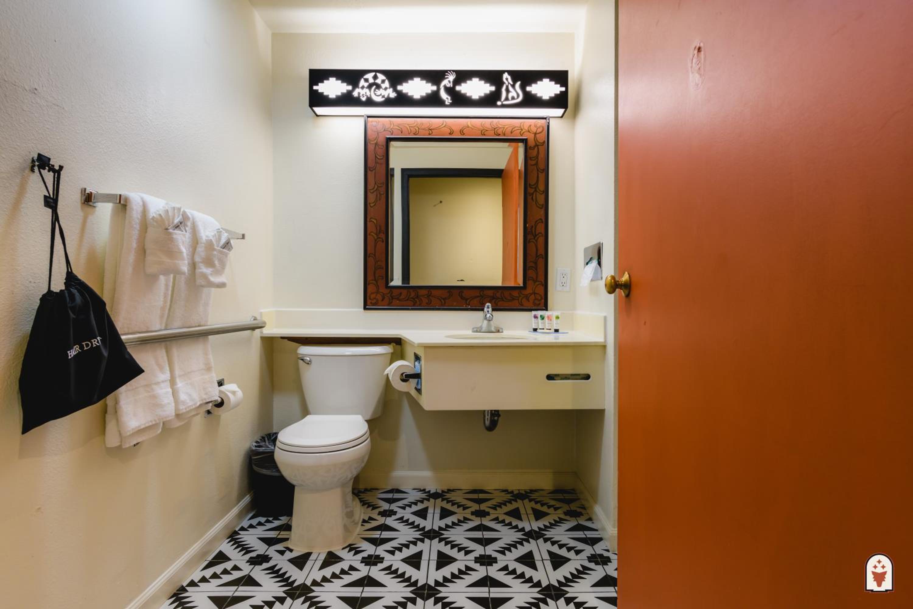 Double Room - Disability Access - Photo 9