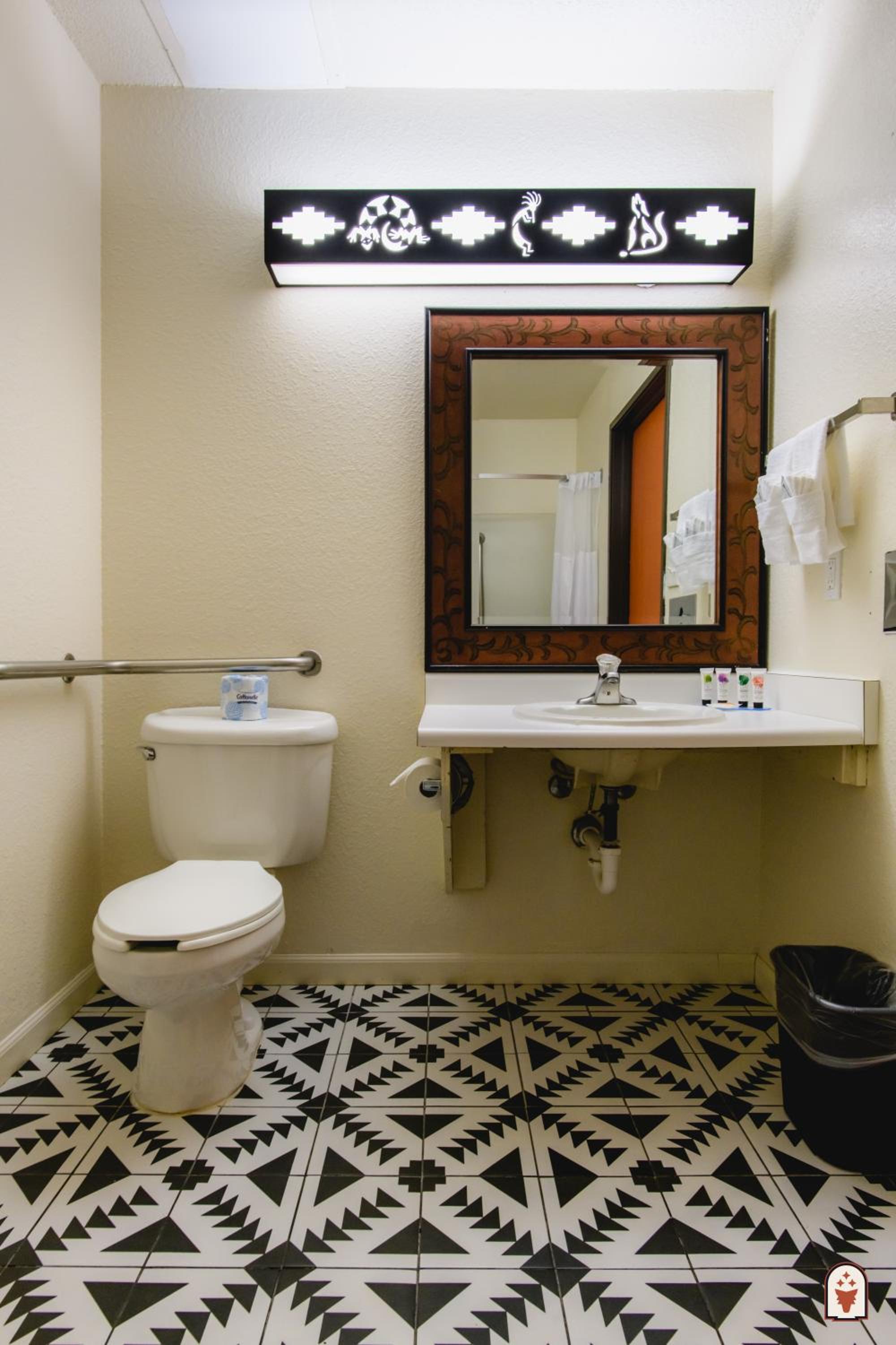 Double Room - Disability Access - Photo 10