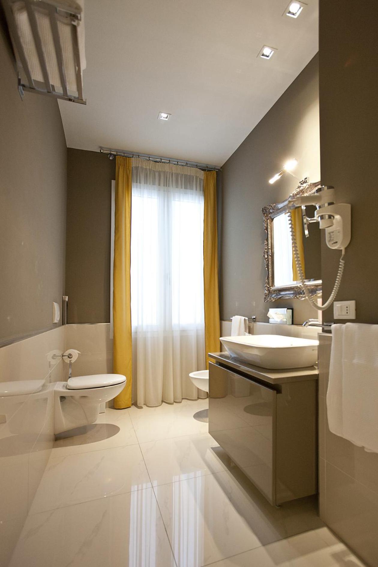 Two-Bedroom Apartment - Photo 11