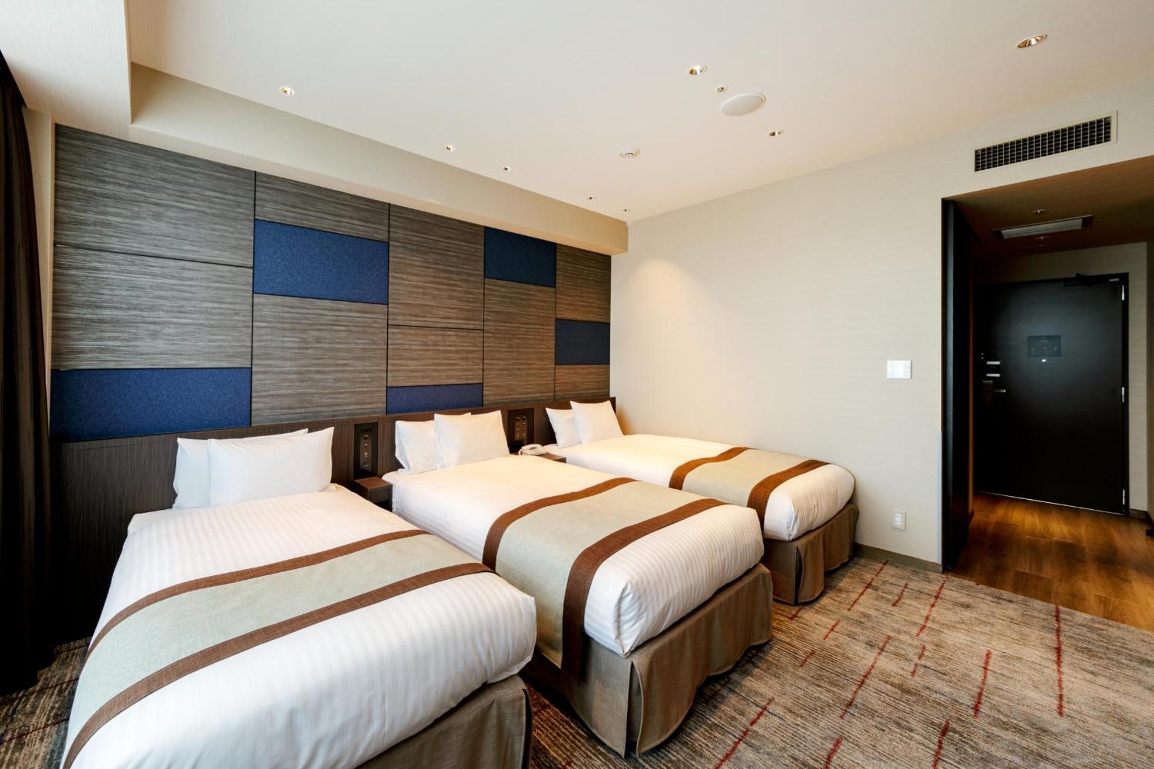 Deluxe Twin Room - Top Floor - Non-Smoking - Photo 7