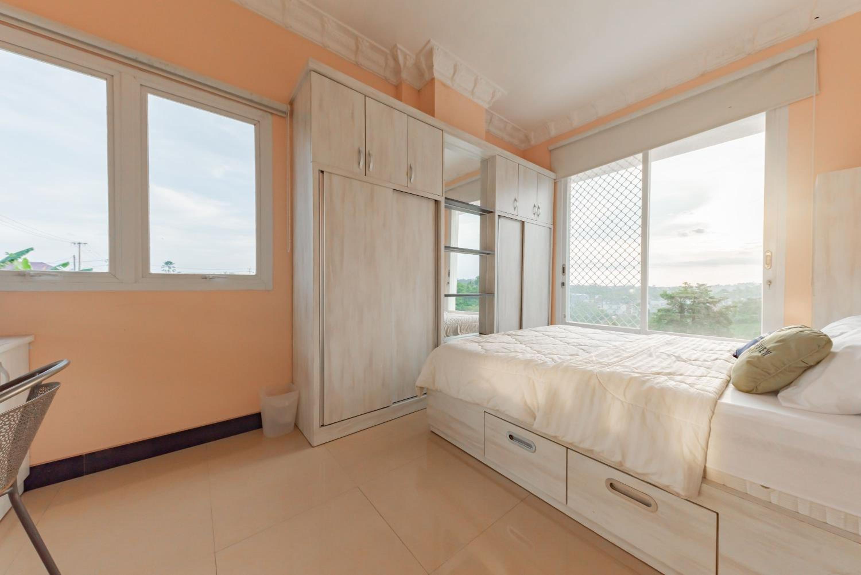 Standard Double Room - Photo 7