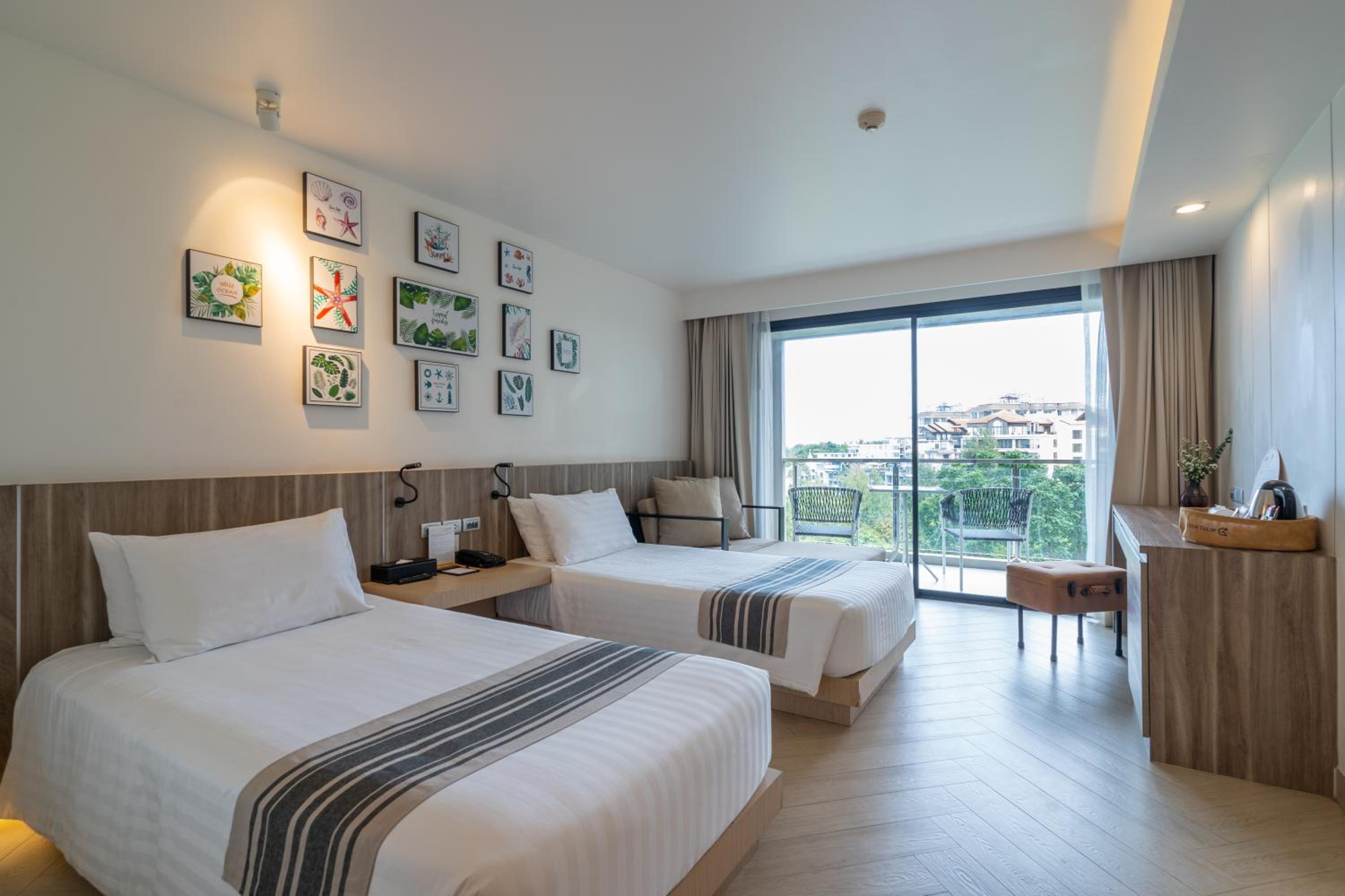 Superior Twin Room