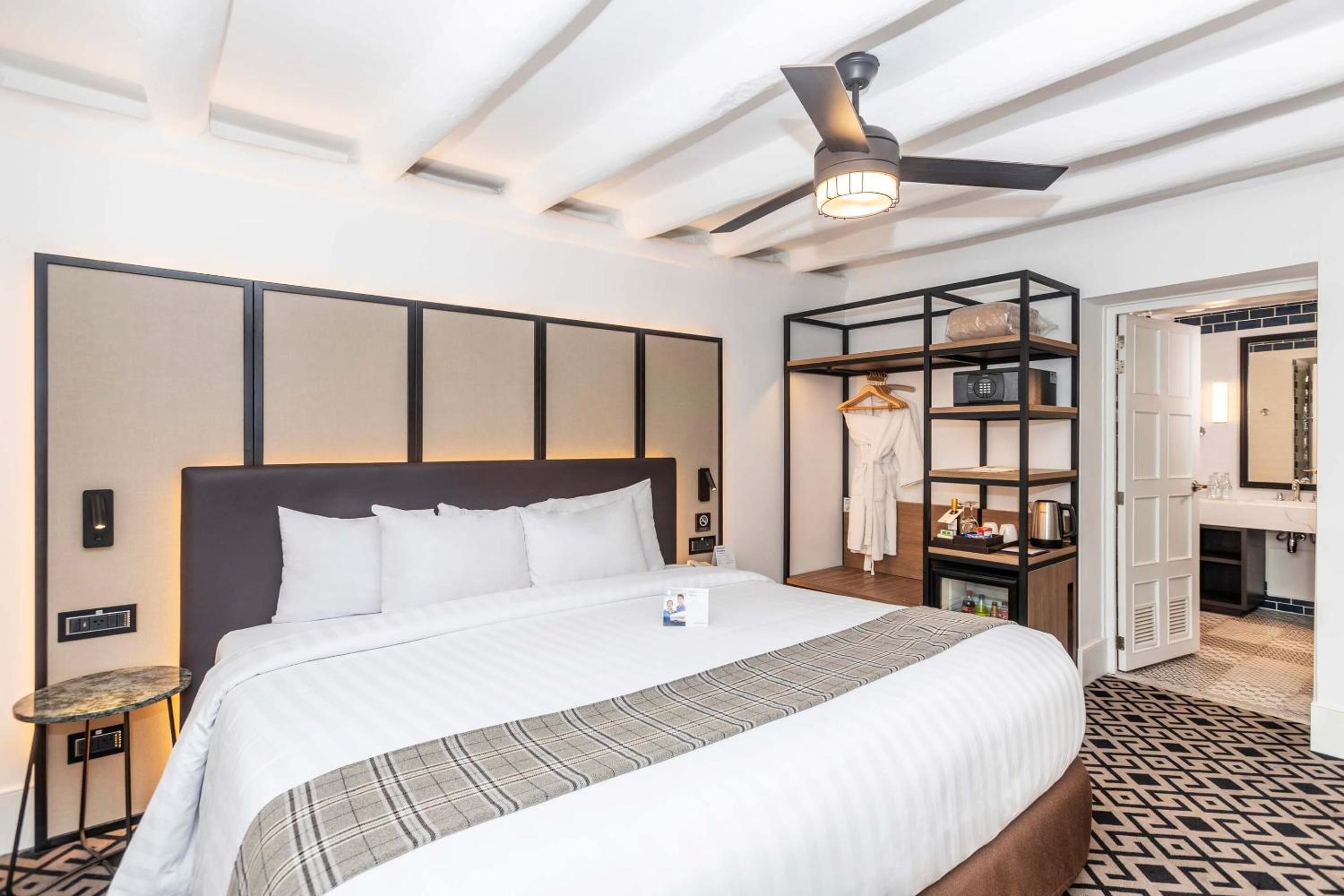 Superior Double Room - Photo 3