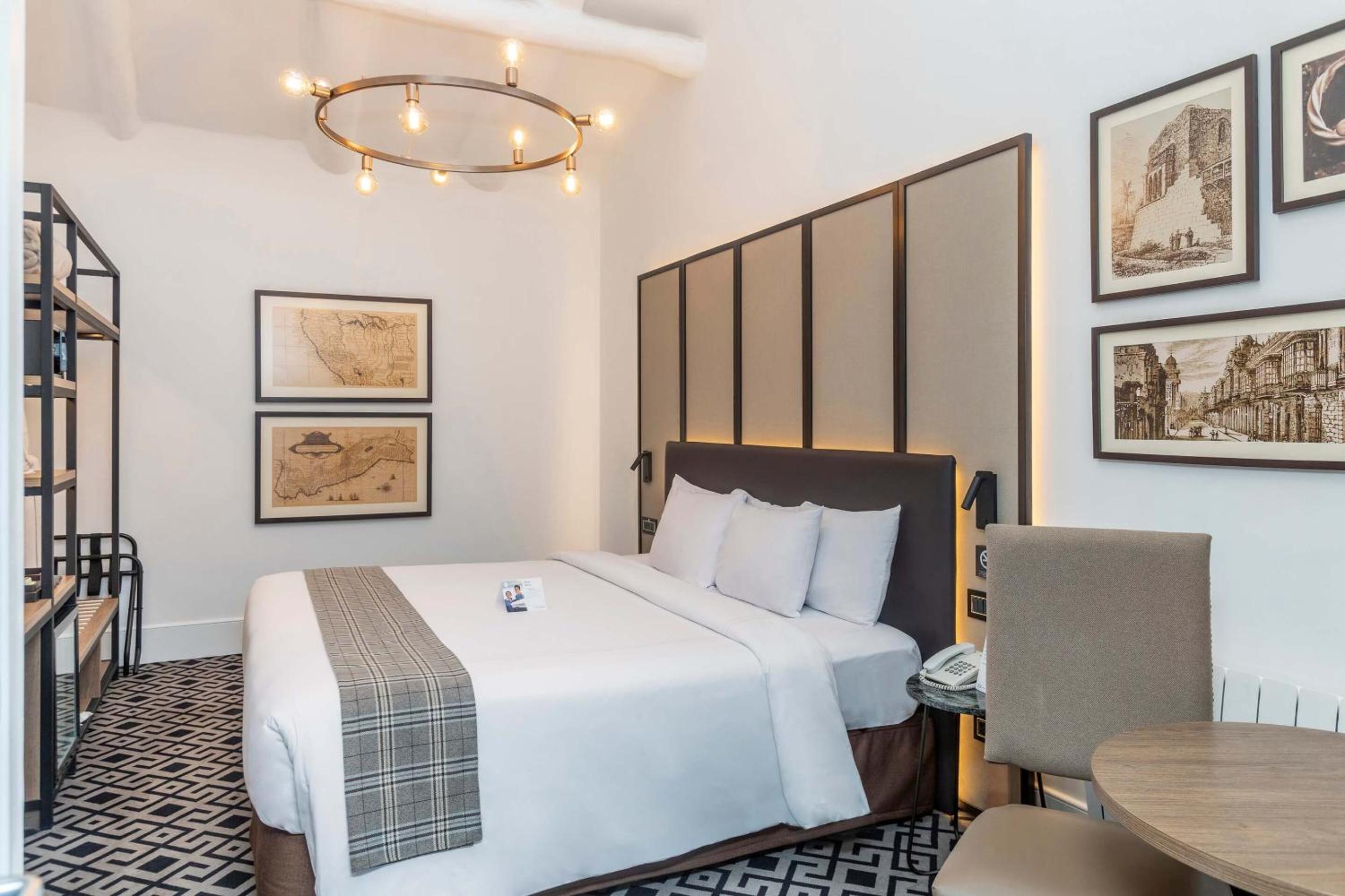 Superior Double Room - Photo 2