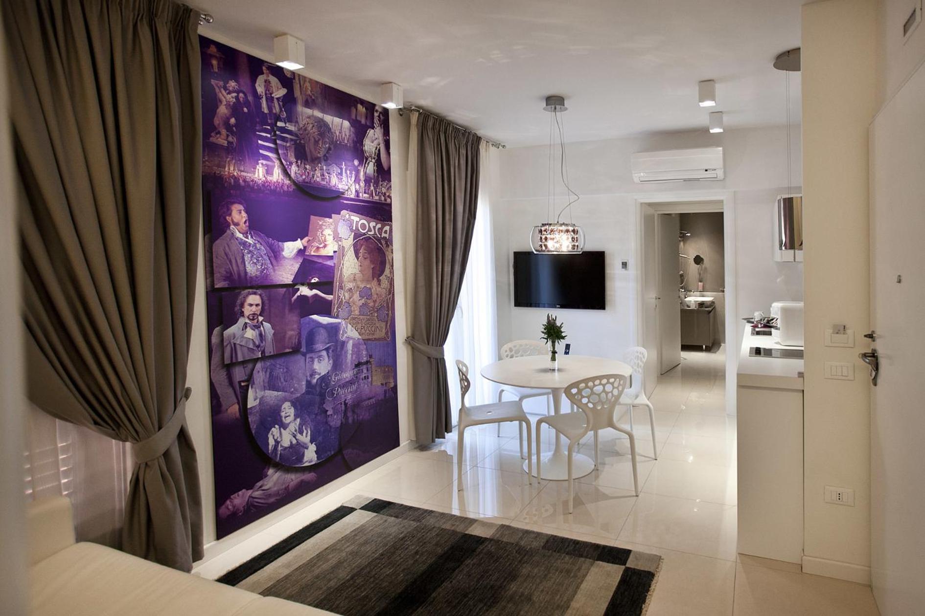 One-Bedroom Apartment (2 - 3 Adults) - Photo 3