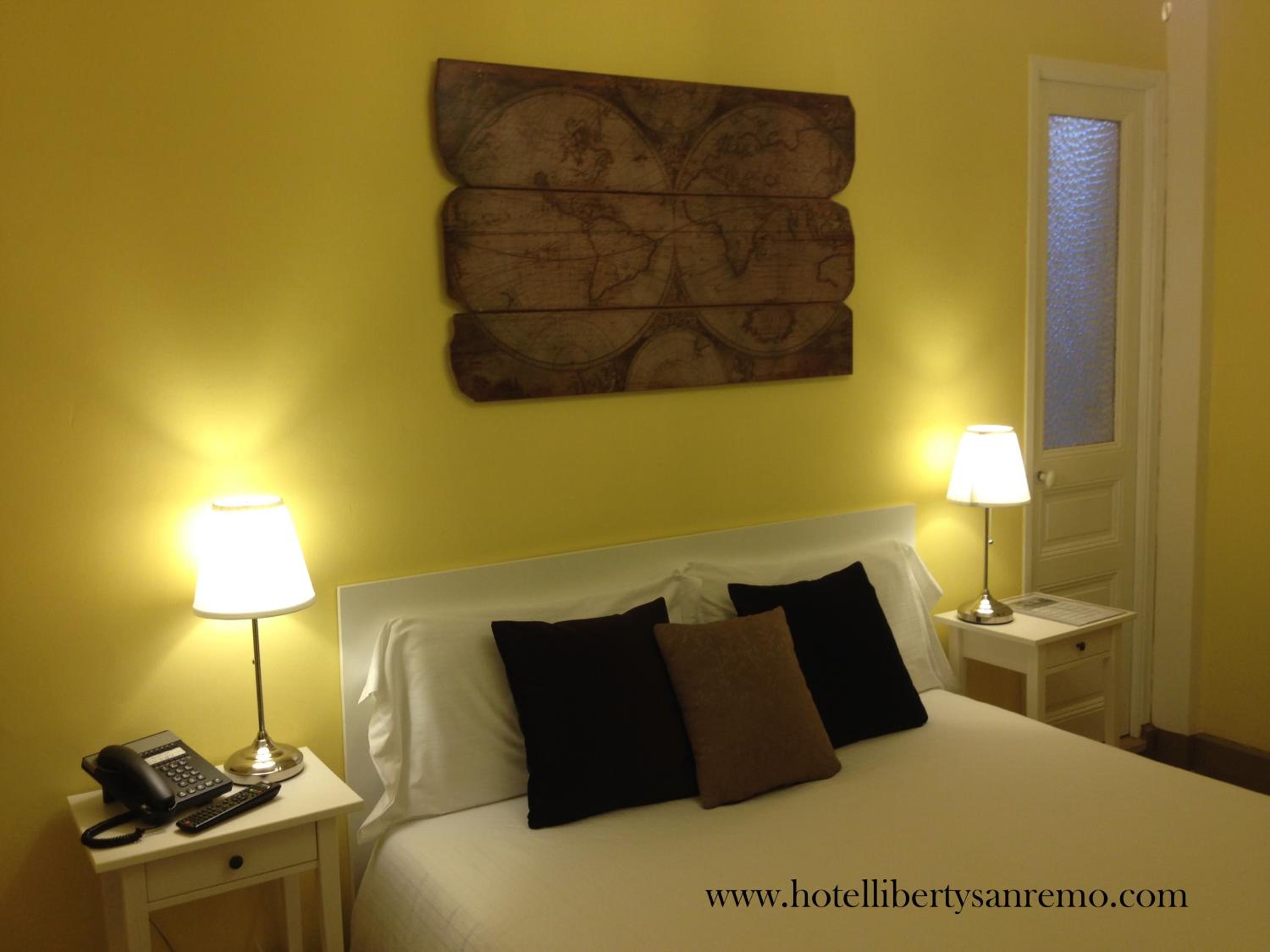 Double or Twin Room photo 1