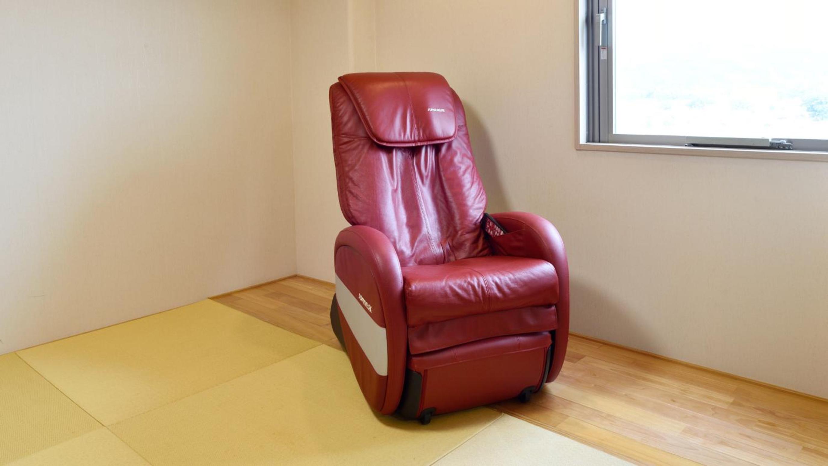 Suite Room with Tatami Area, Hot Spring Bath, and Massage Chair - Non-Smoking - Photo 5