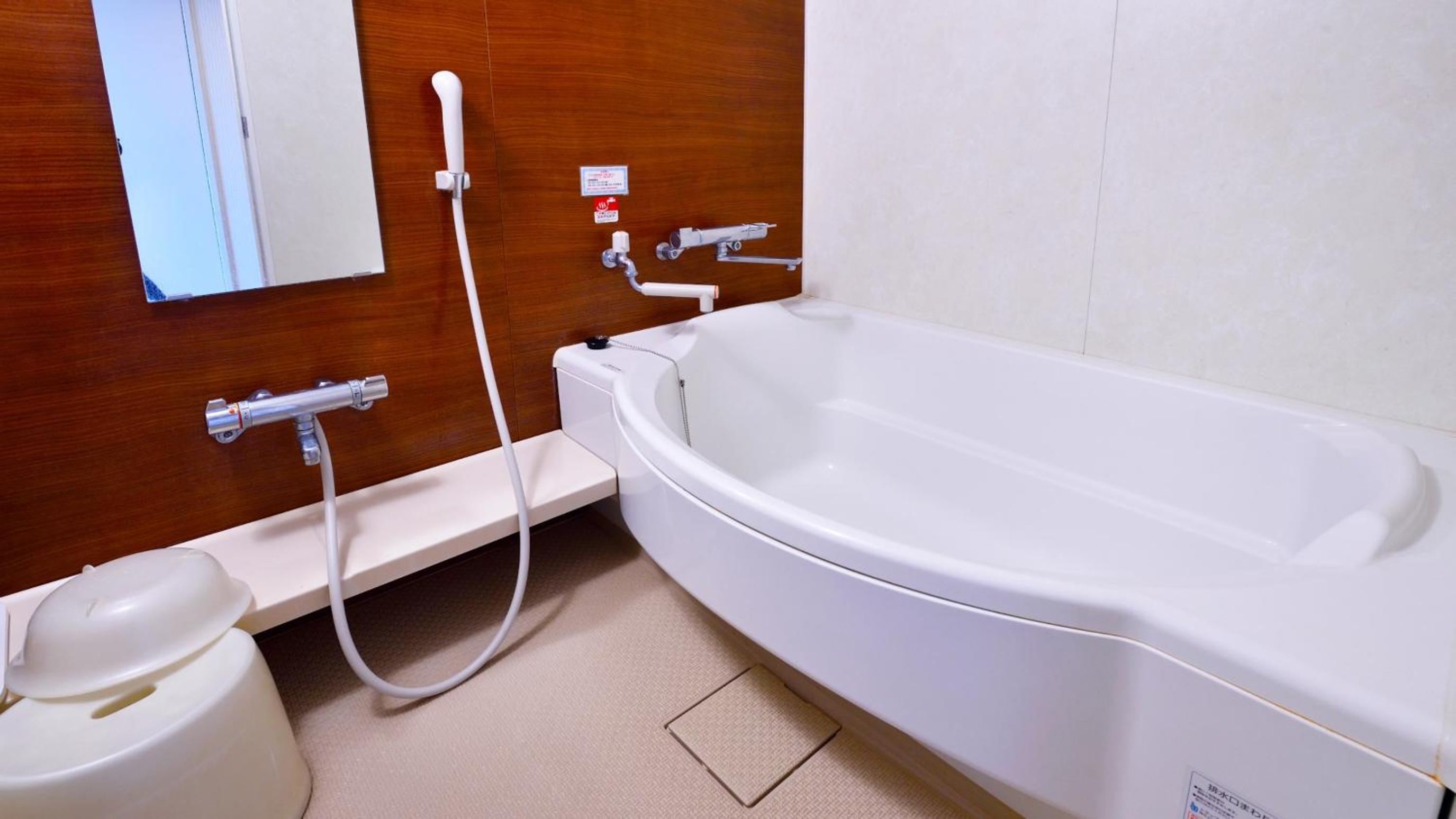 Deluxe Twin Room with Hot Spring Bath- Smoking - Photo 4