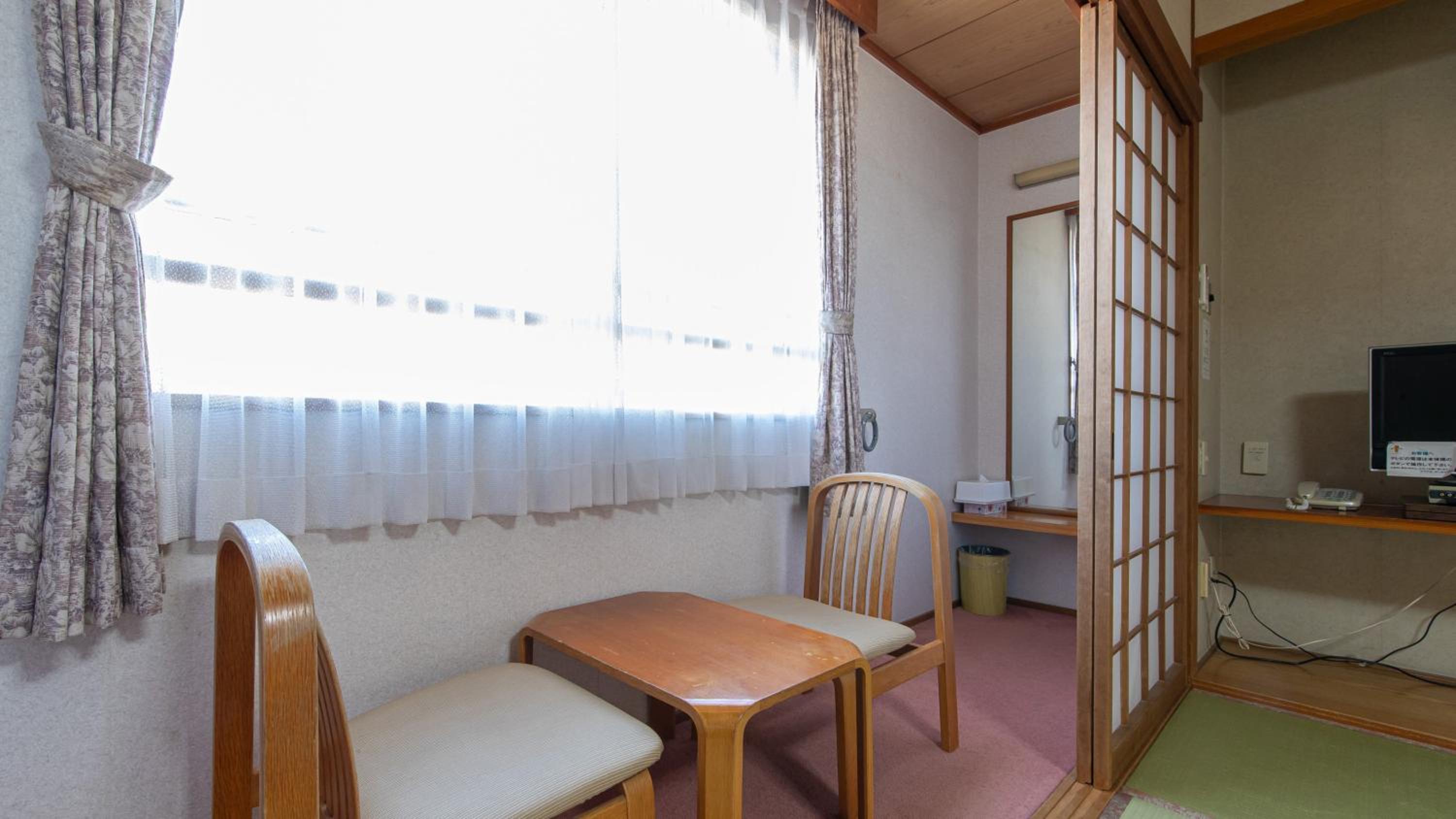 Japanese-Style Room - Photo 12