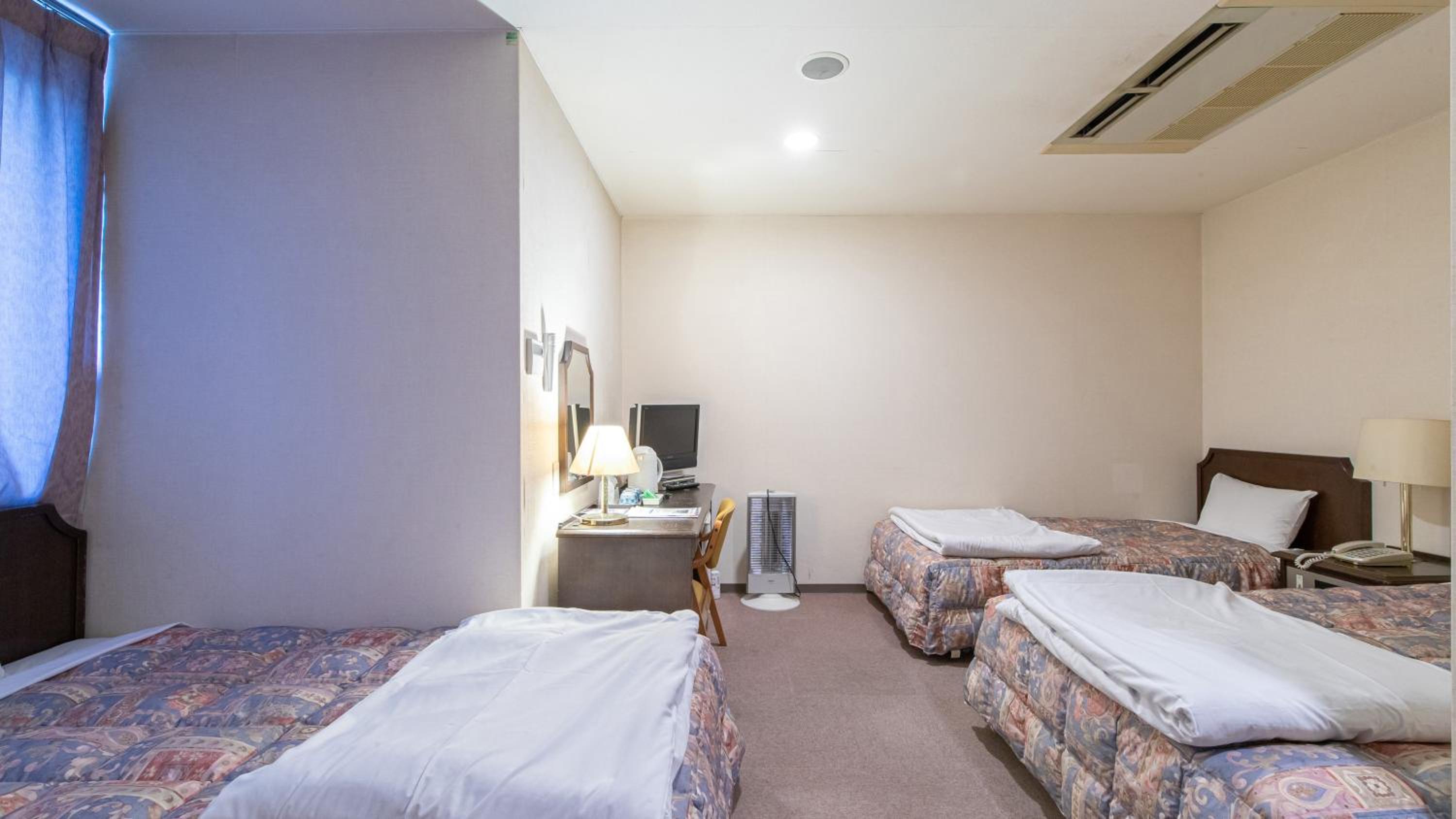 Triple Room - Photo 11