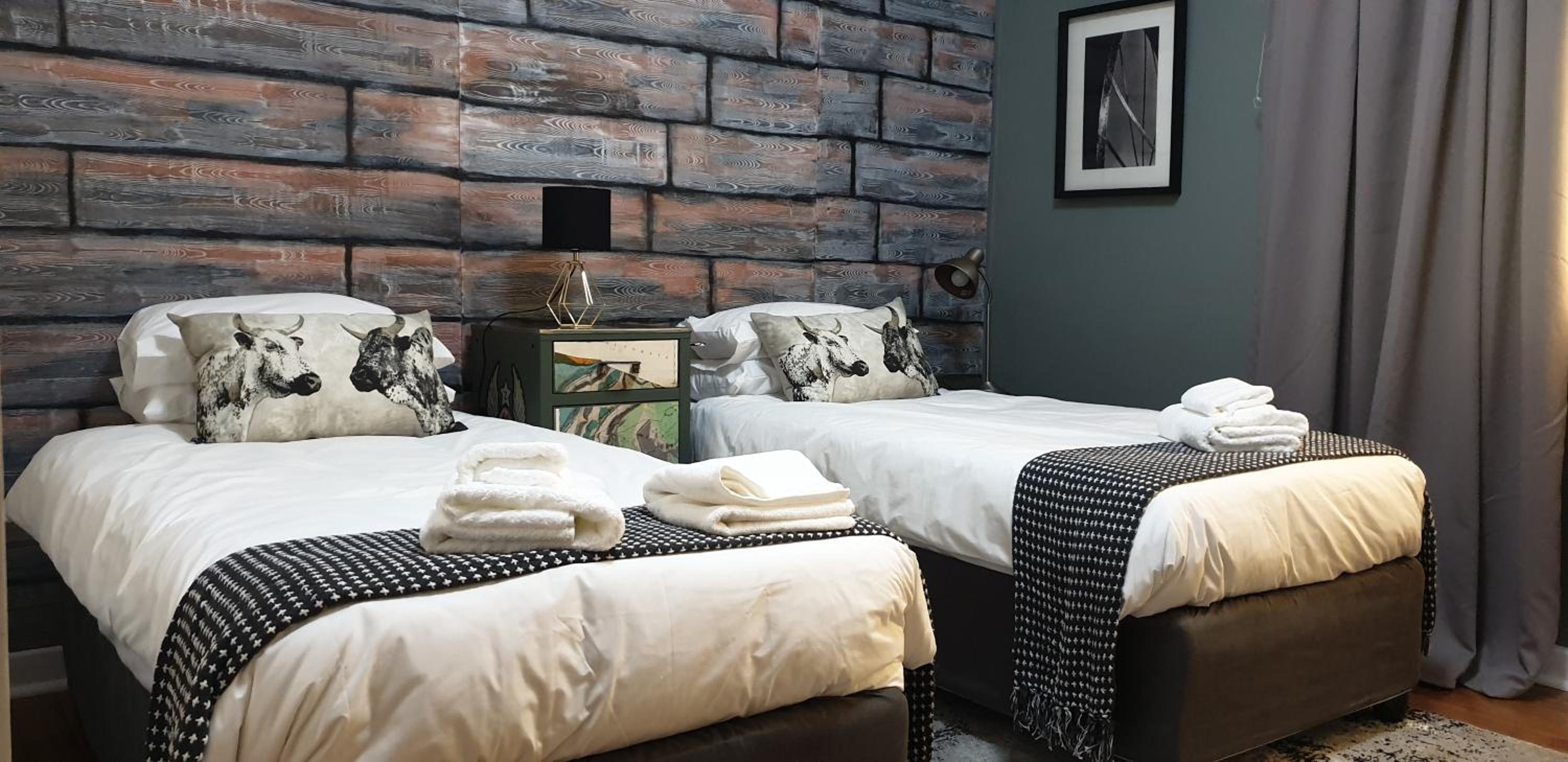 Double Or Twin Room With Shared Bathroom photo 1