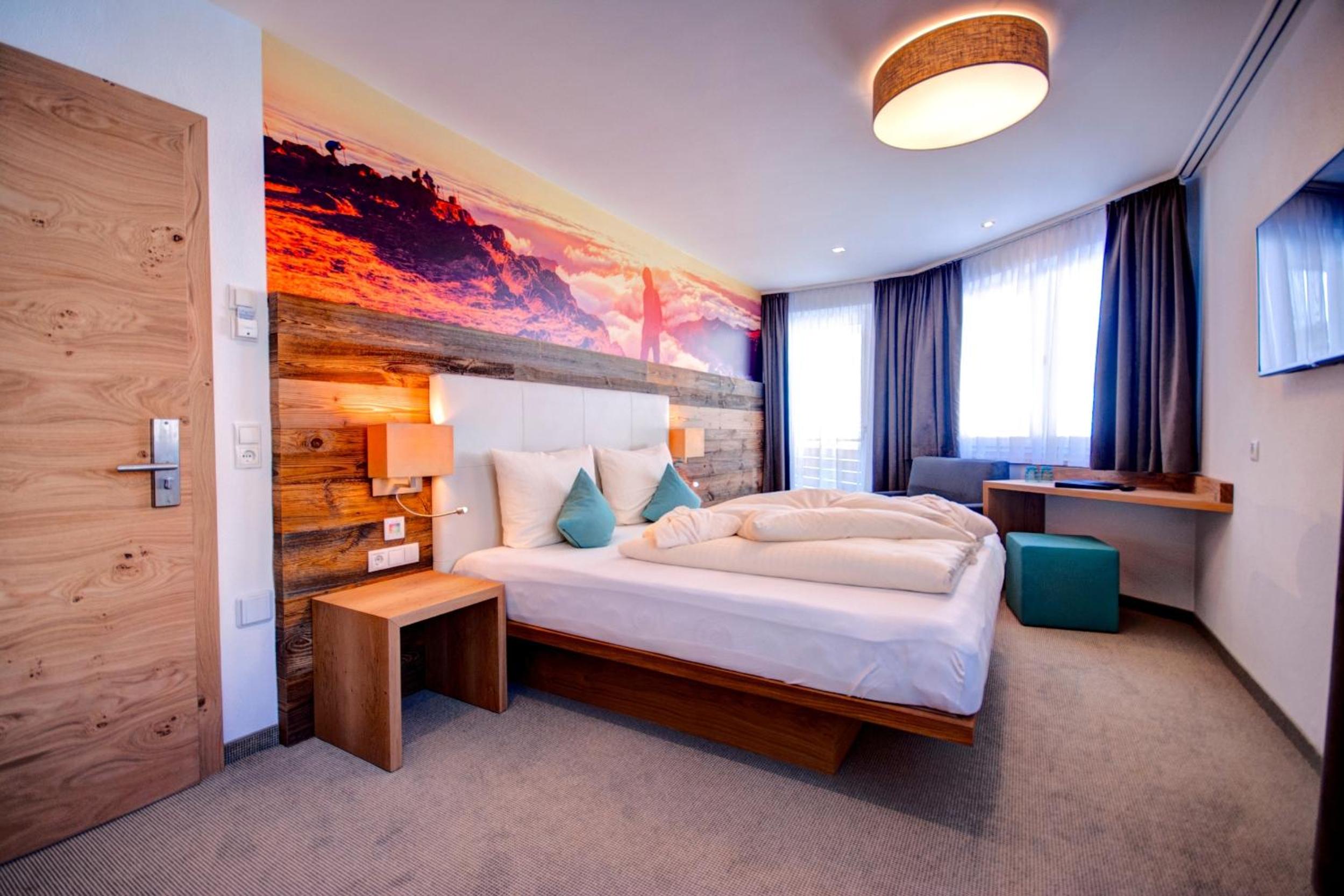 Classic Double Room with Balcony