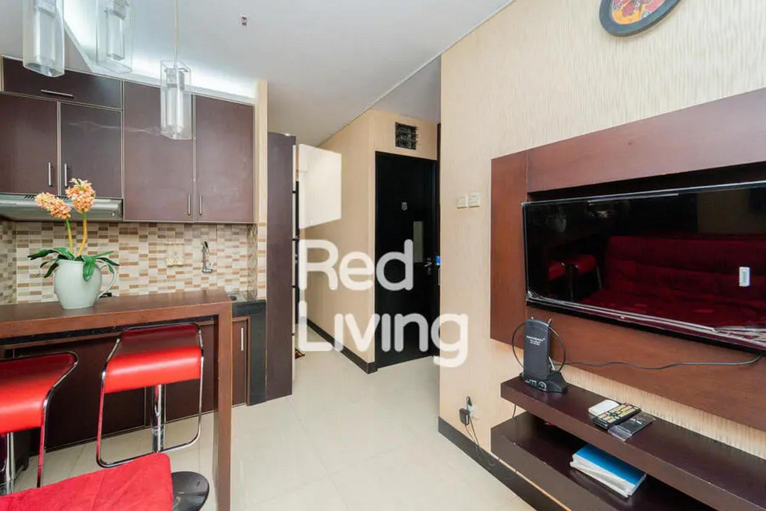 Two-Bedroom Apartment - Photo 3