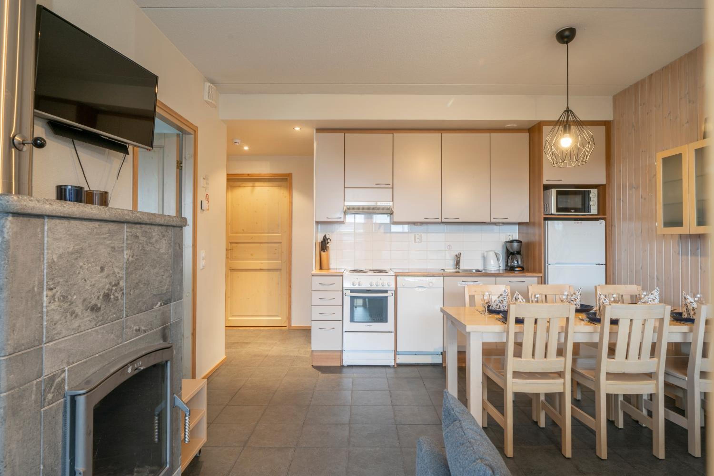 Two-Bedroom Apartment - Photo 15