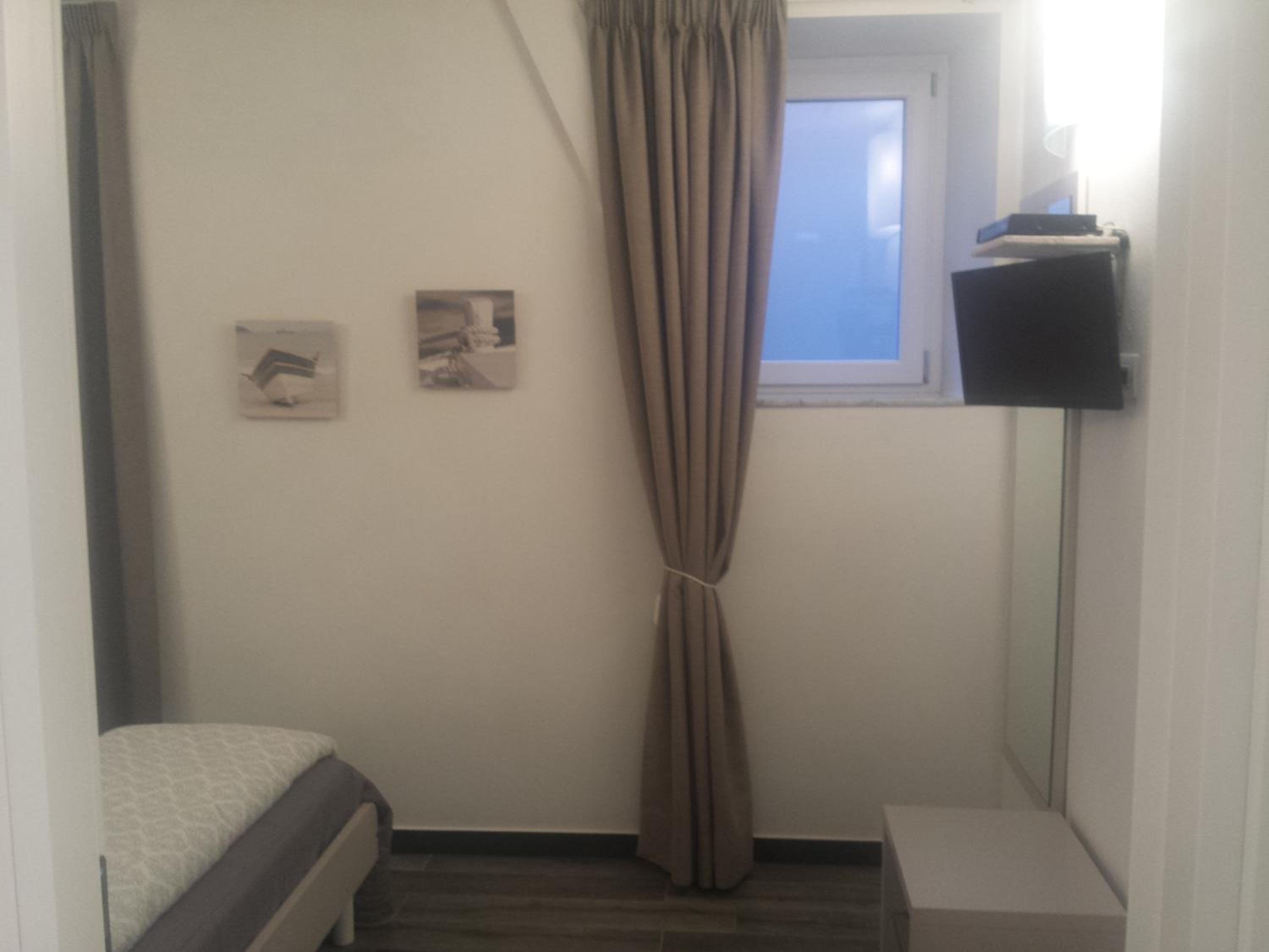 Basic Double Room photo 1