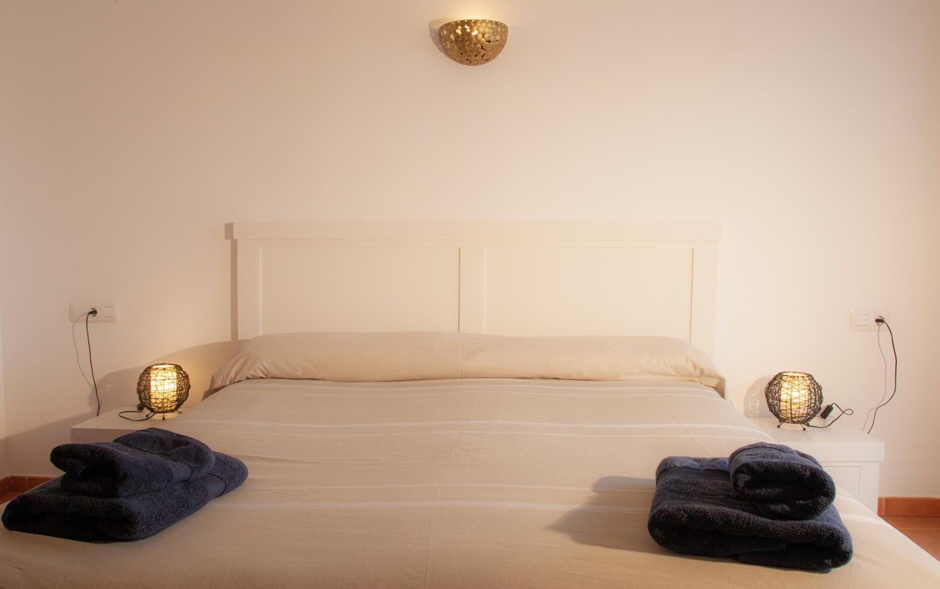 Habitación Doble con Baño Privado