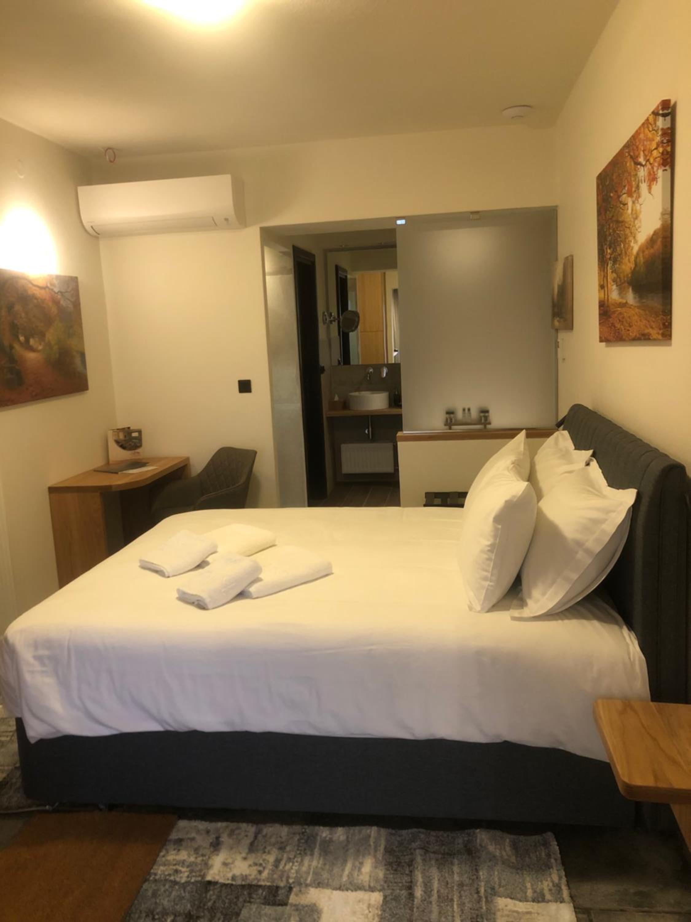 Comfort Room with Indoor Jacuzzi