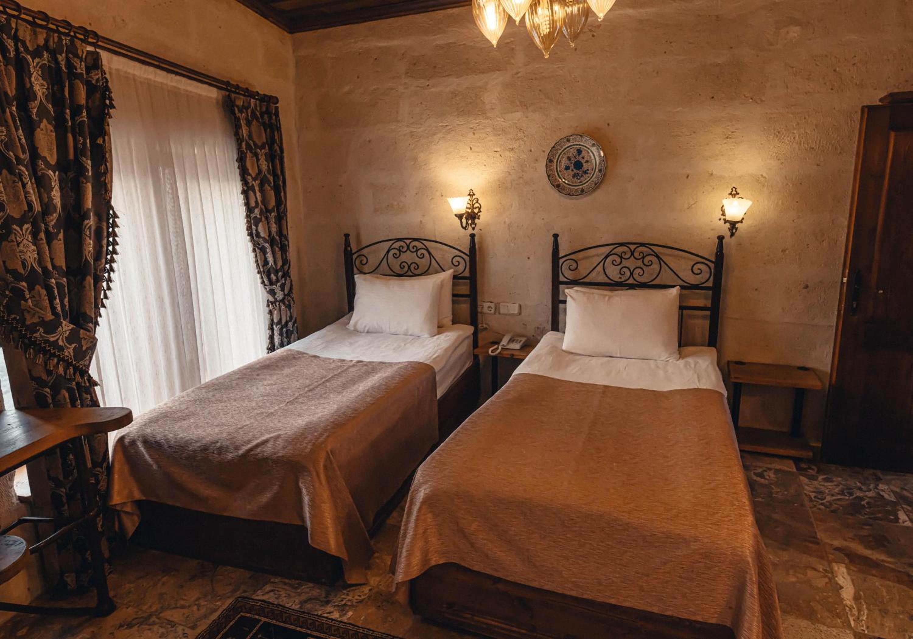 Standard Twin Room photo 2