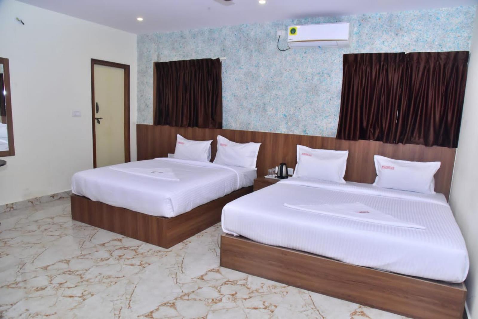 Deluxe Family Room - Photo 5