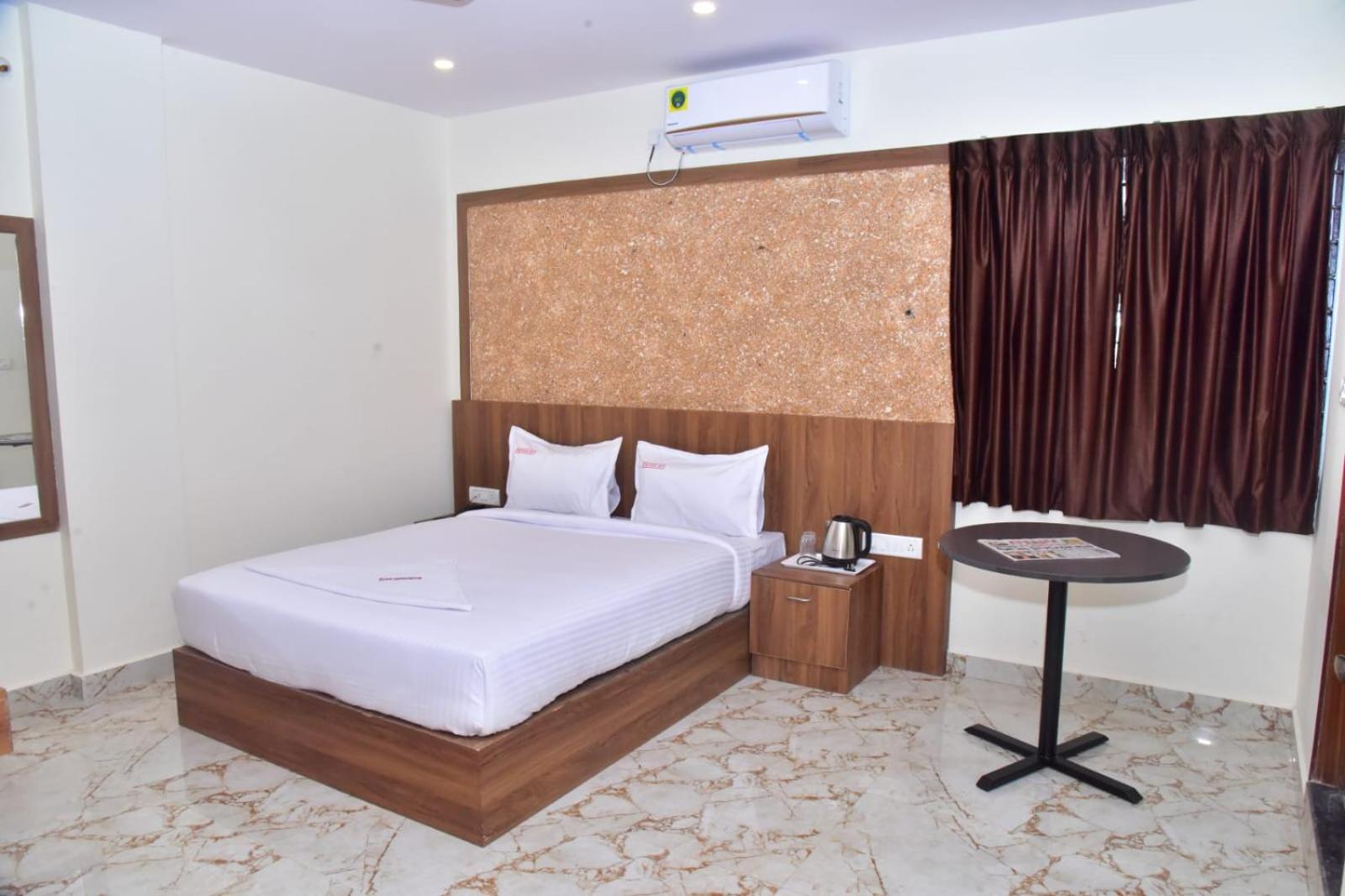 Standard Double Room - Photo 1