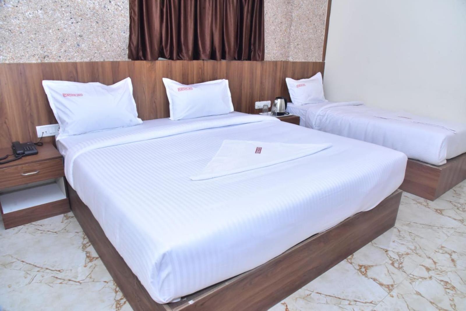 Deluxe Double Room - Photo 1