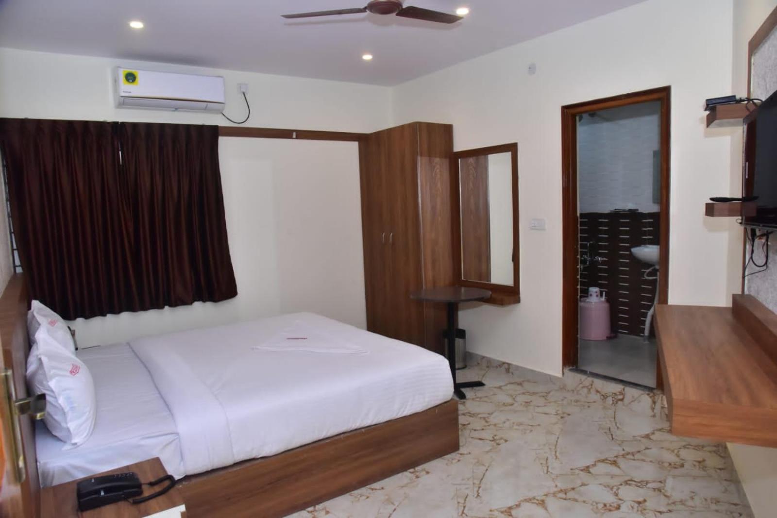 Deluxe Double Room - Photo 2