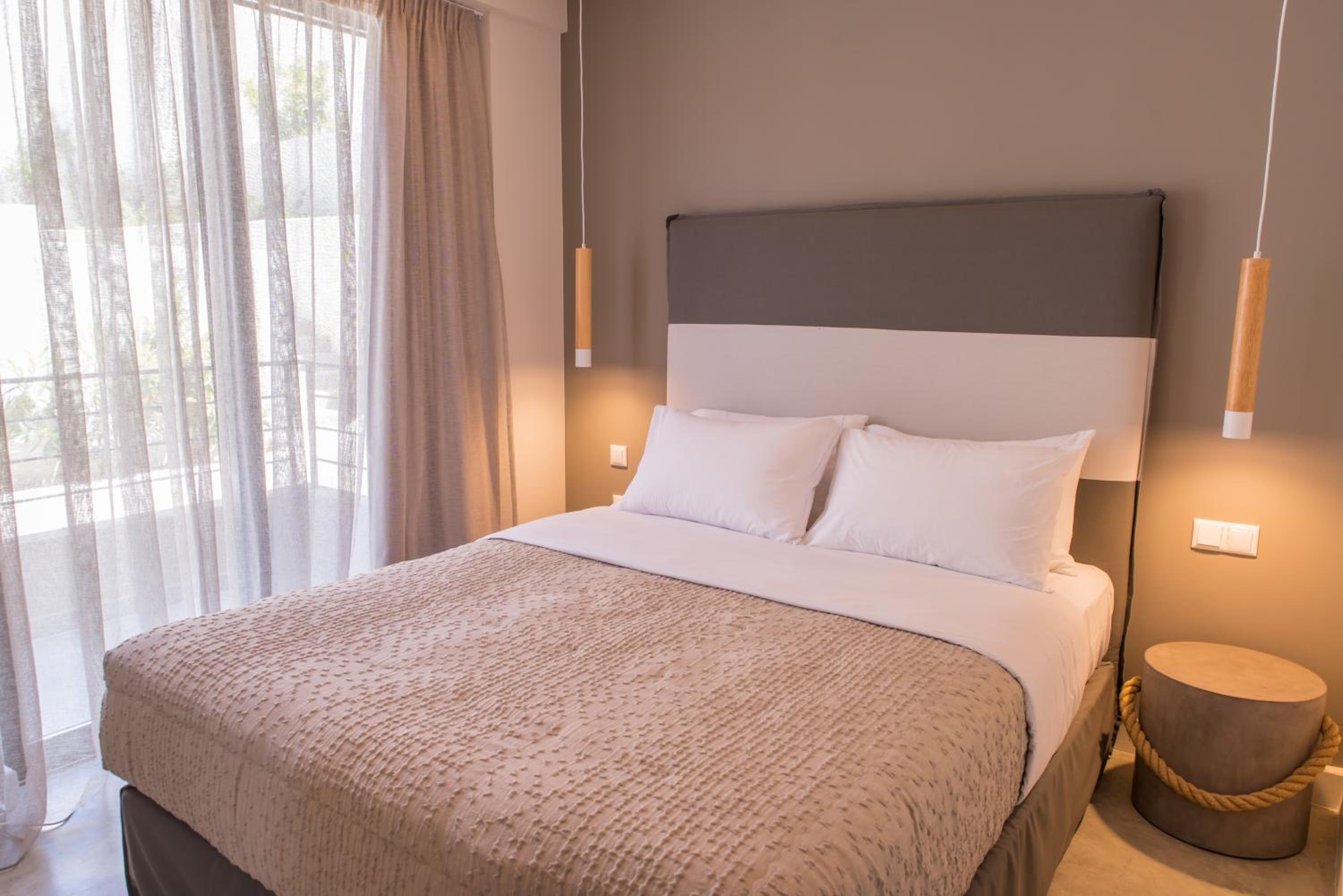Cozy Double Room - Photo 2