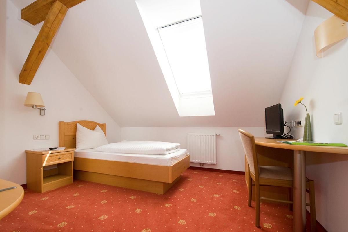 Single Room photo 1