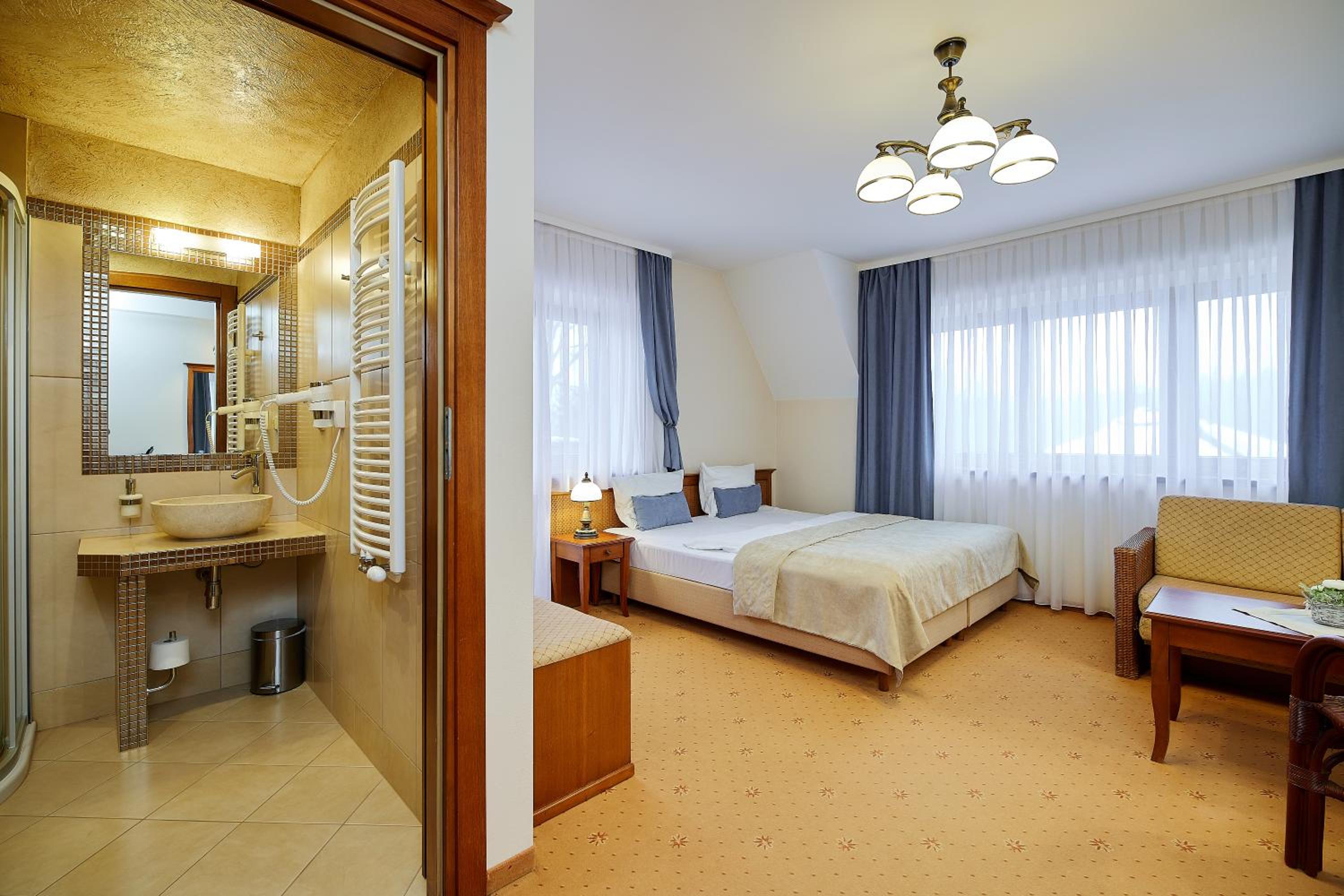 Deluxe Double Room - Photo 2