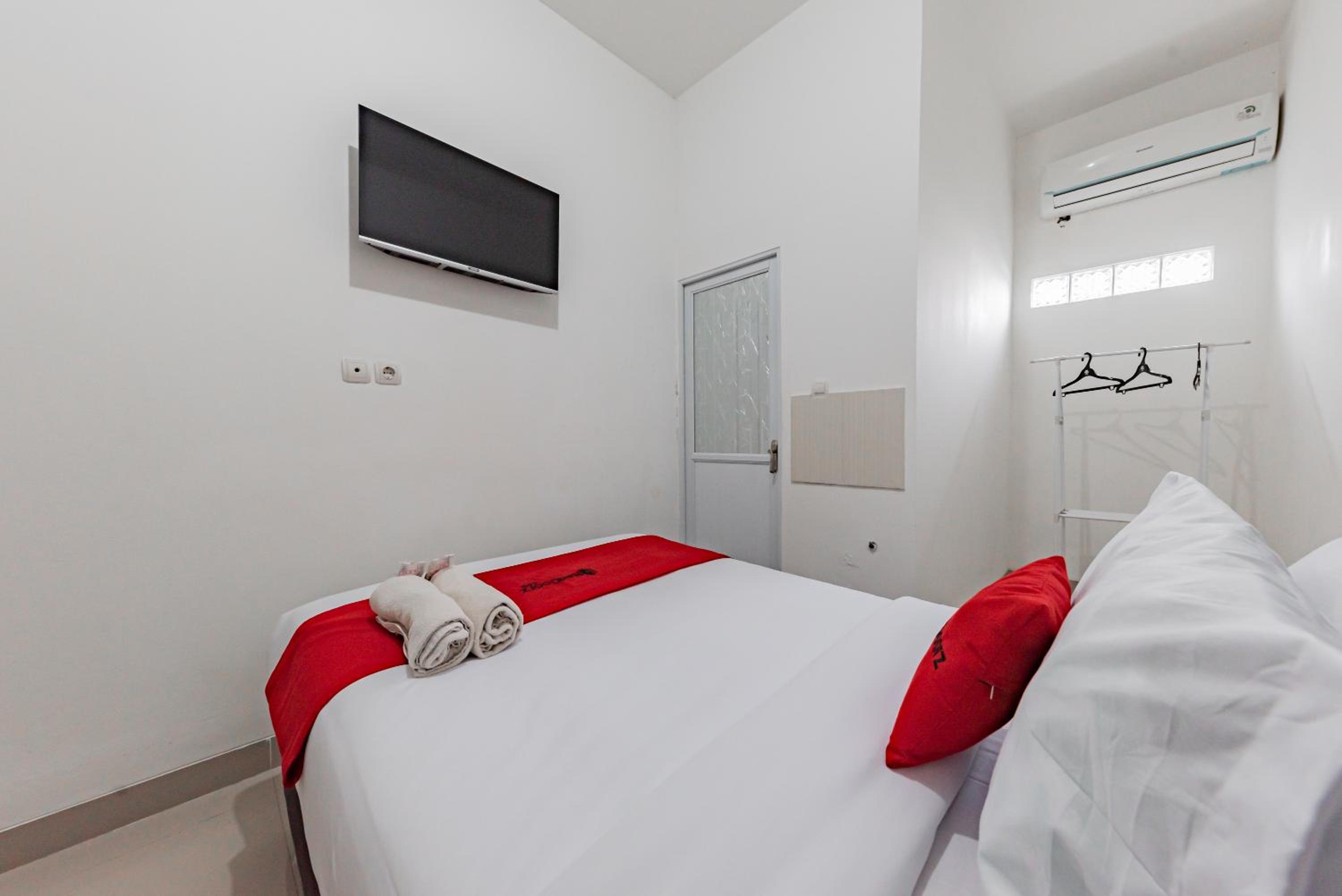 Single Room - Photo 3