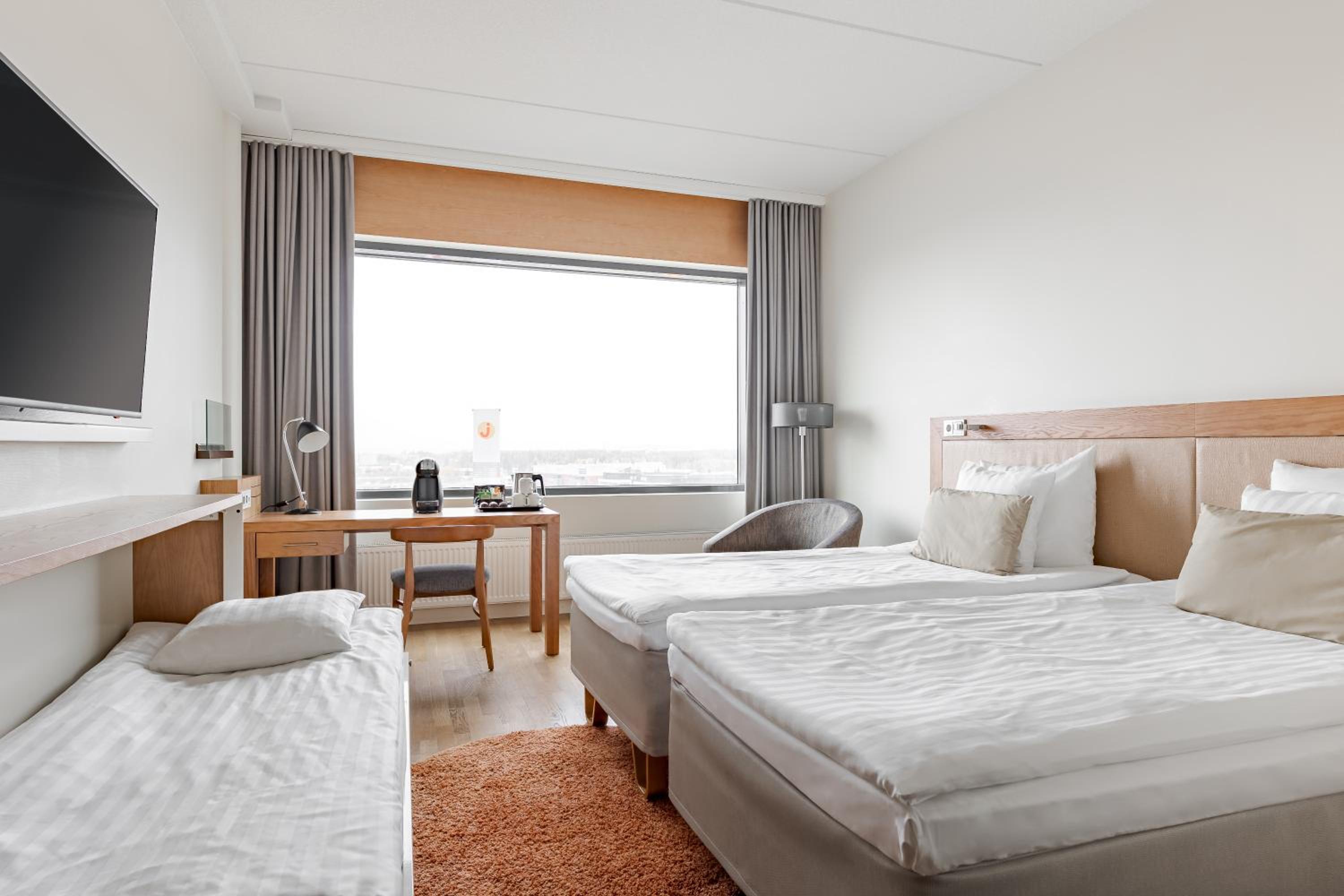Superior Twin Tower - Extra bed possibility - Photo 1