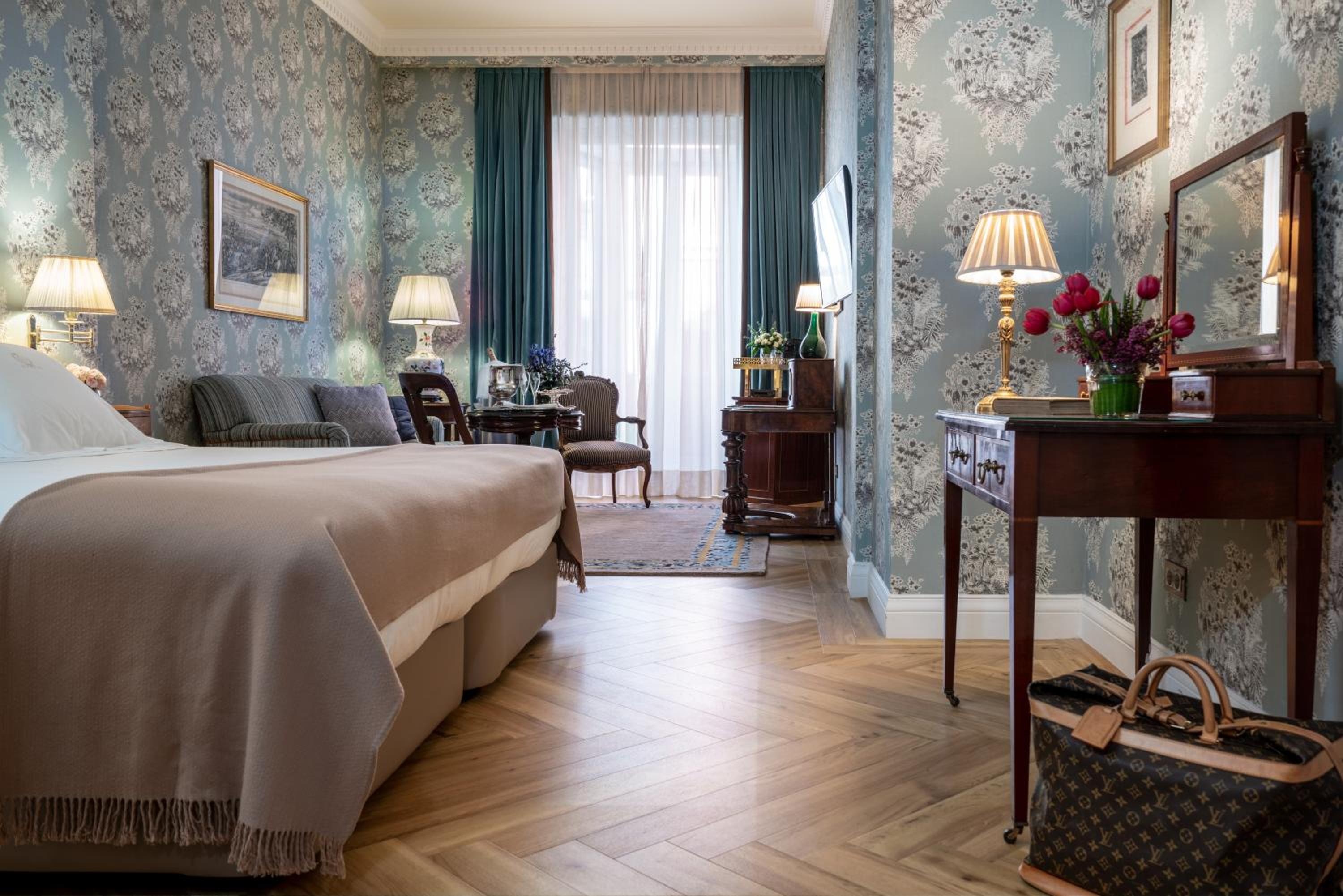 Junior Suite - Photo 1