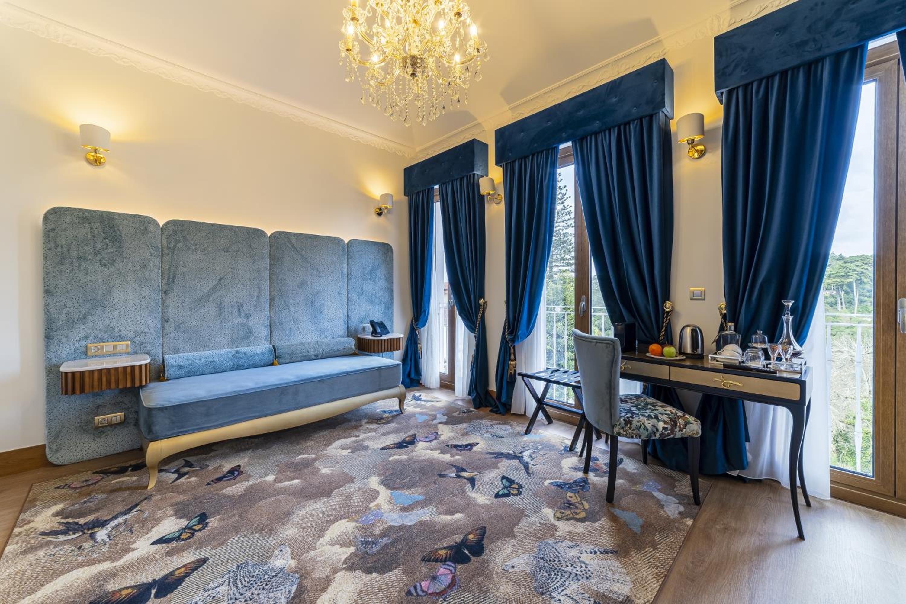Deluxe Suite - Photo 5